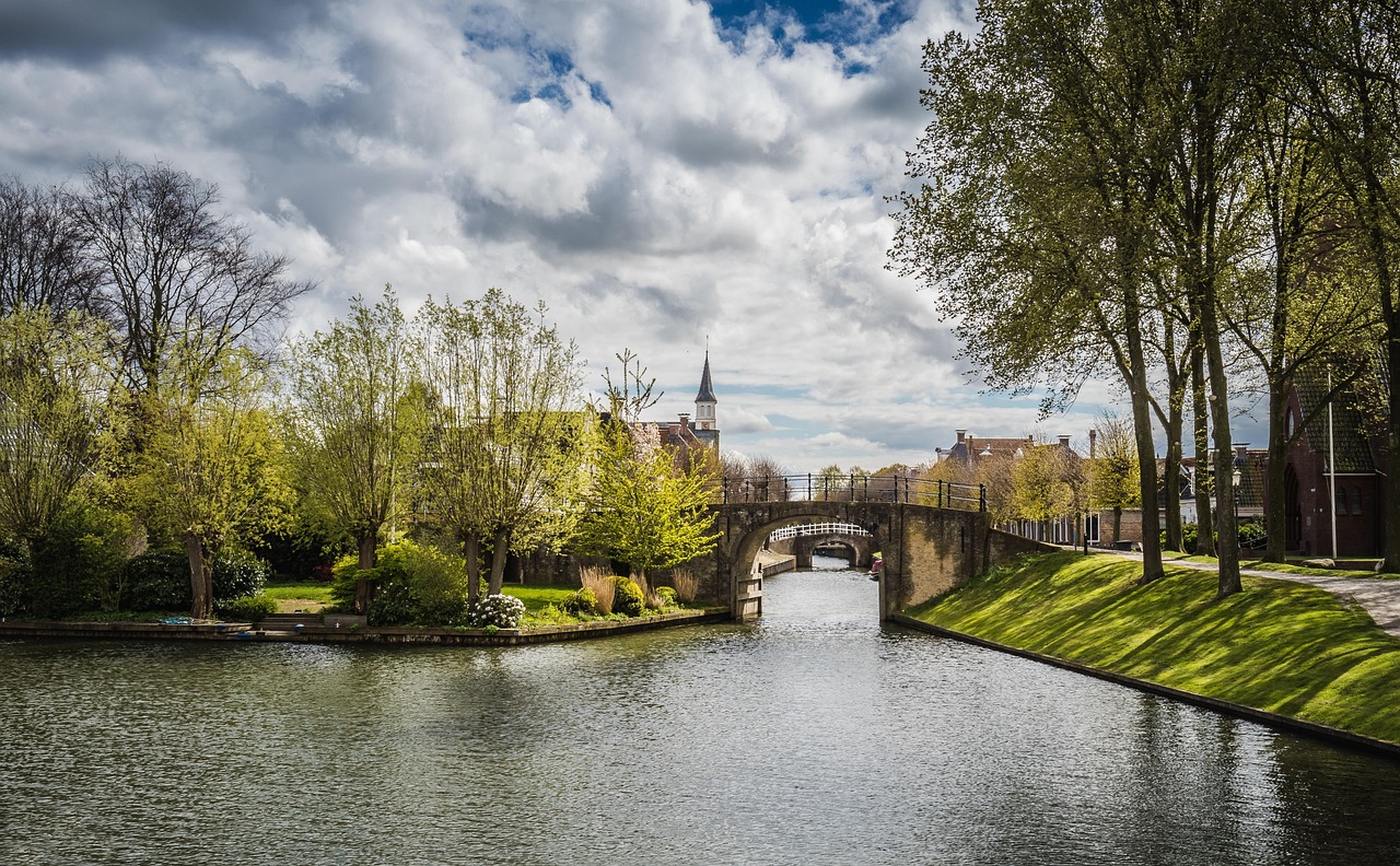 Promotion of Alternative Destinations (image credits: pixabay)