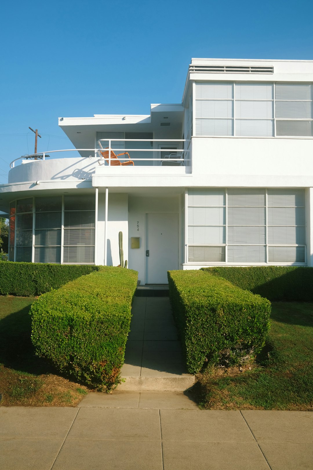 1. Vrbo (Vacation Rentals by Owner) (image credits: unsplash)