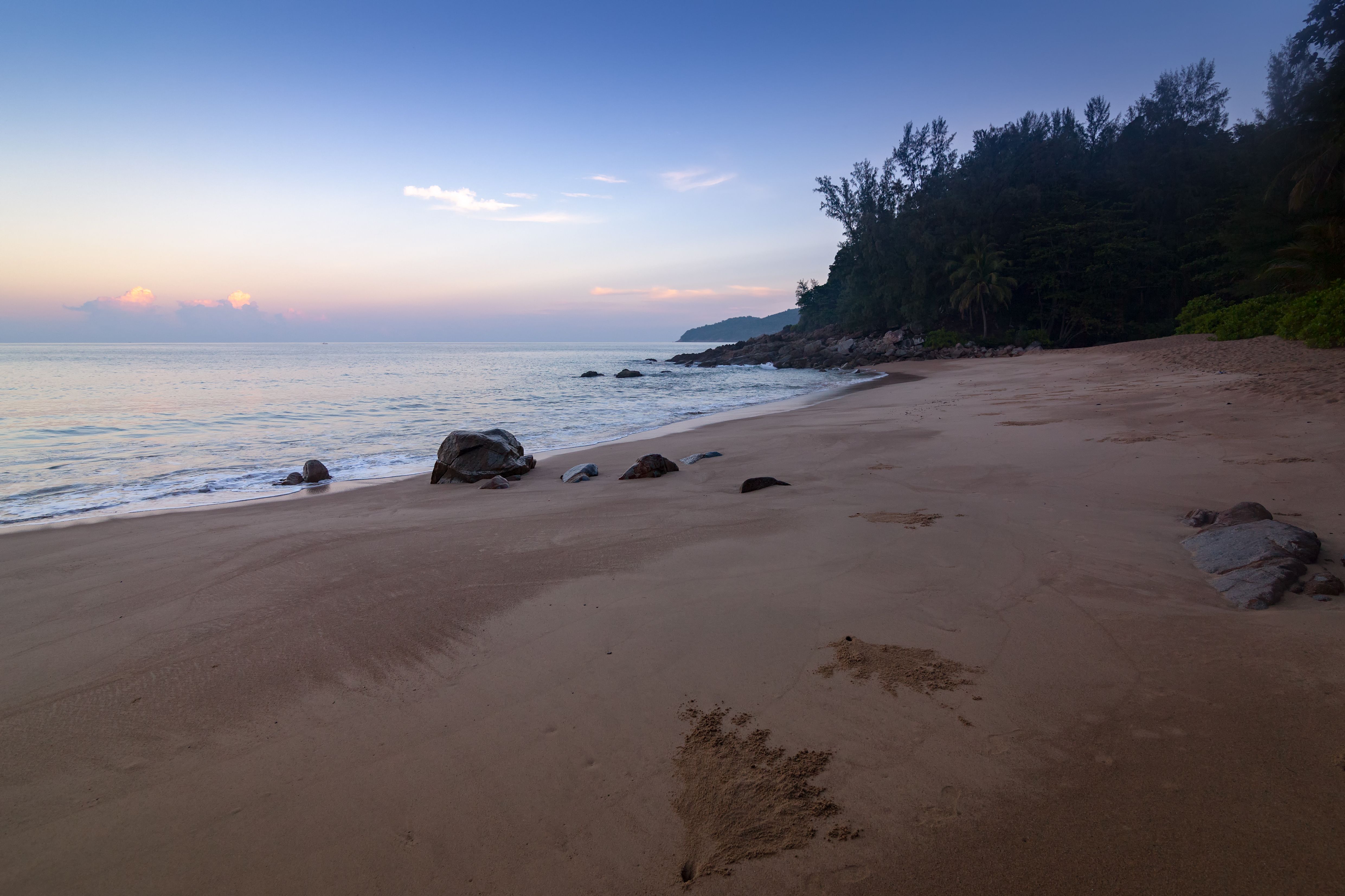Phuket, Thailand (image credits: wikimedia)