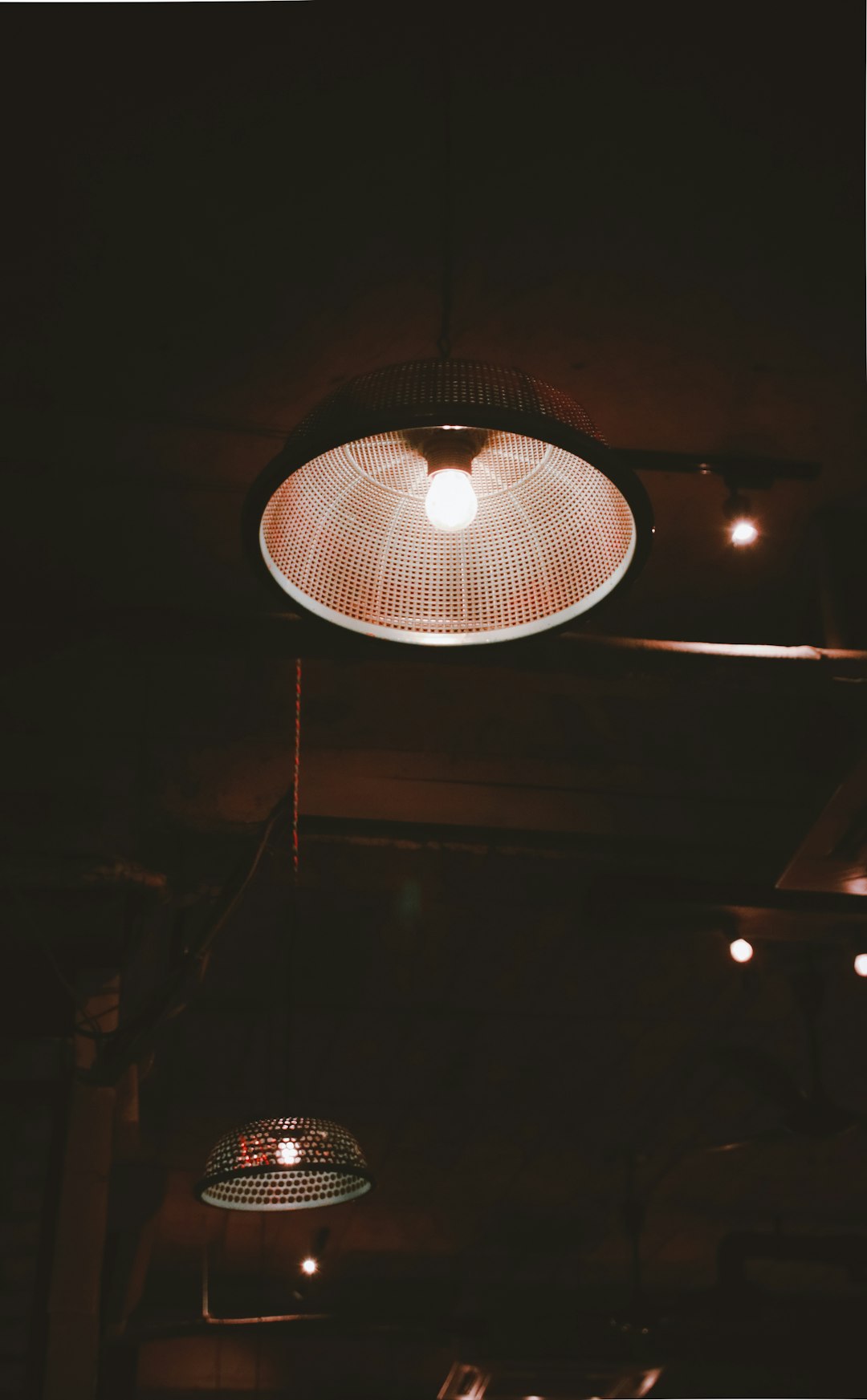 Light Fixtures and Lampshades (image credits: unsplash)