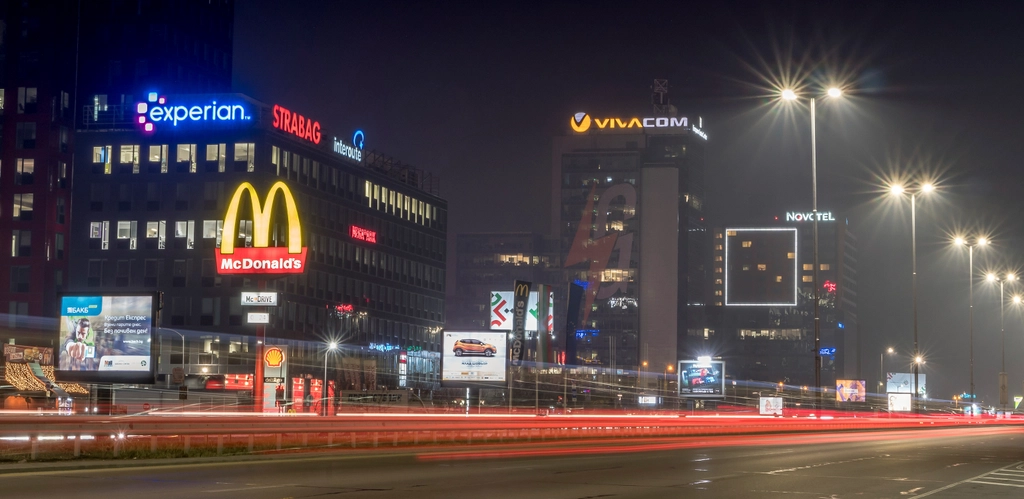 16. Unknown Details About Current Location (image credits: rawpixel)