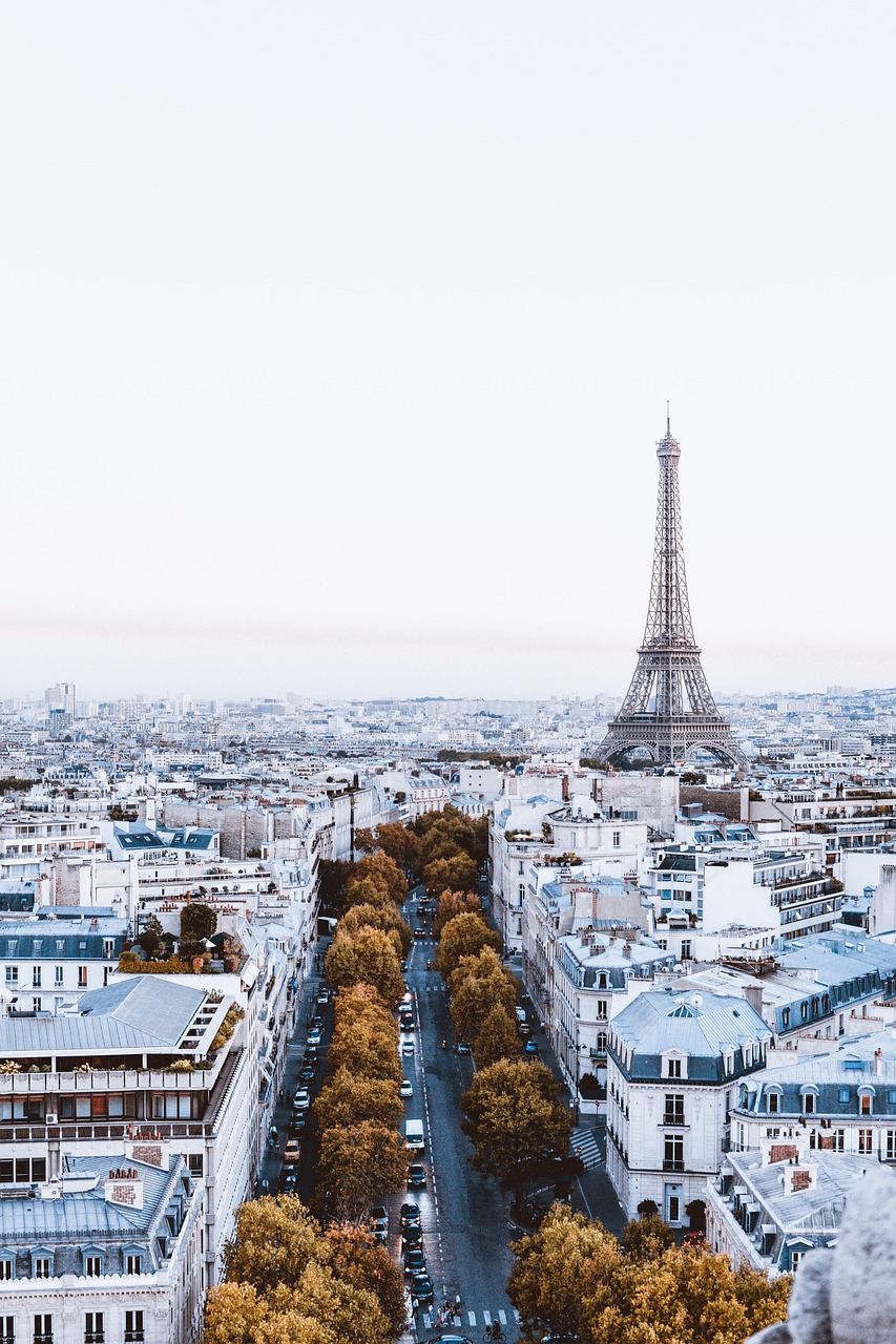 3. Paris, France: Premiums for the Parisian Dream (image credits: pixabay)