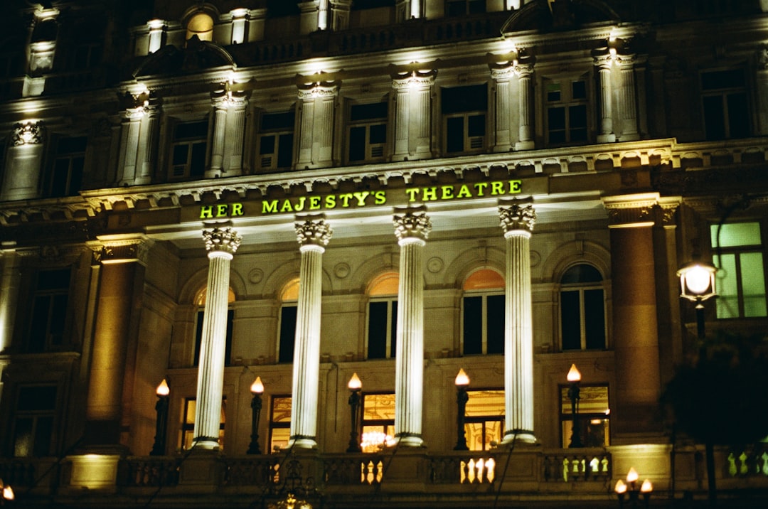 3. London Theater and Culture Tours with Dynamic Pricing (image credits: unsplash)