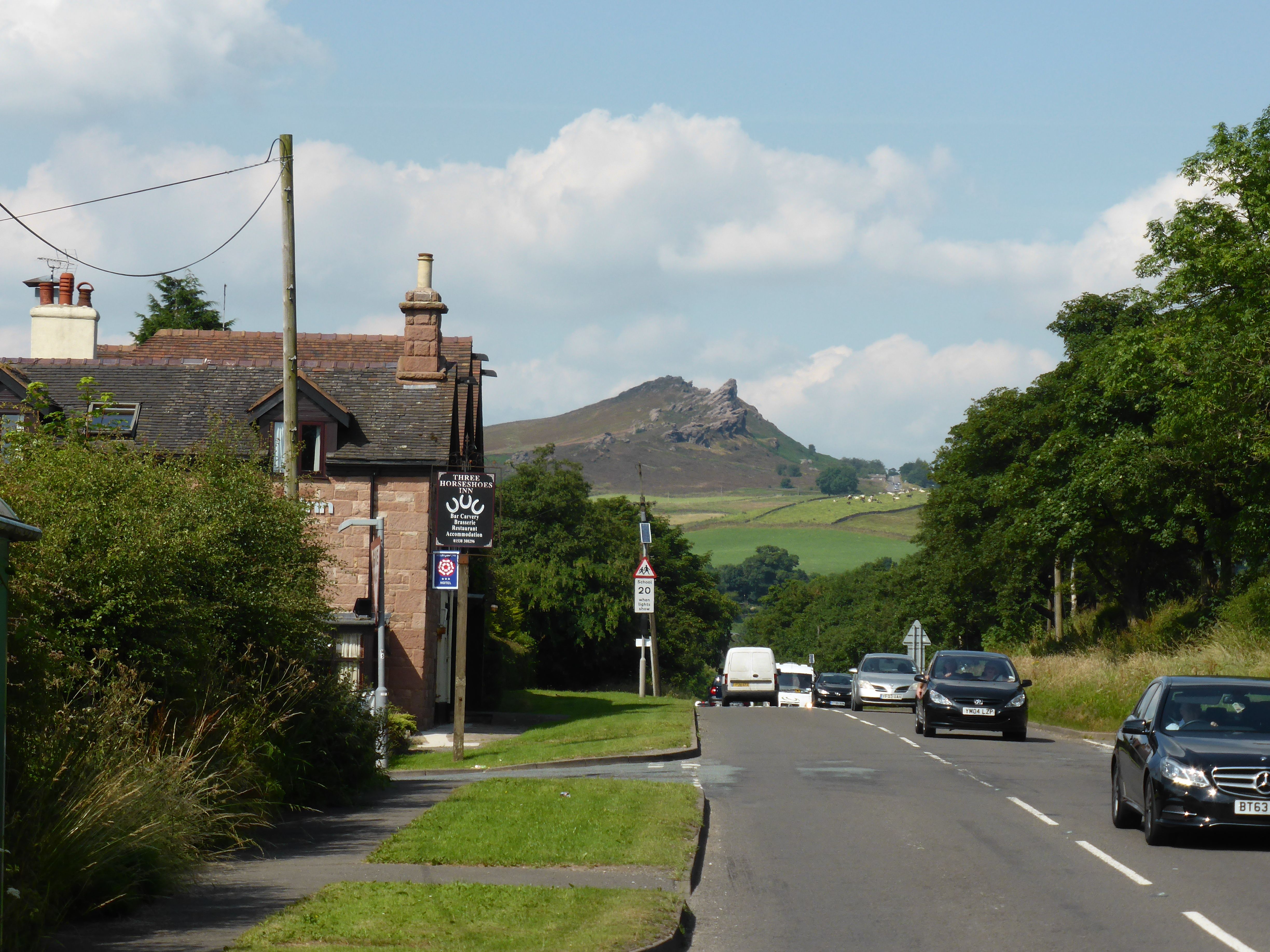 The Roman Roads: Engineering Marvels of the Past (image credits: wikimedia)