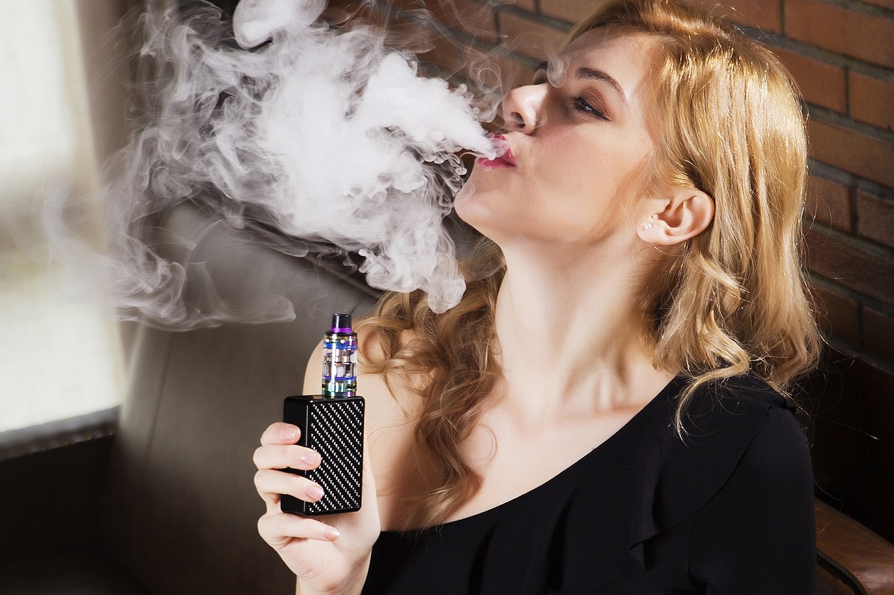 Electronic cigarettes can spark serious consequences (image credits: pixabay)