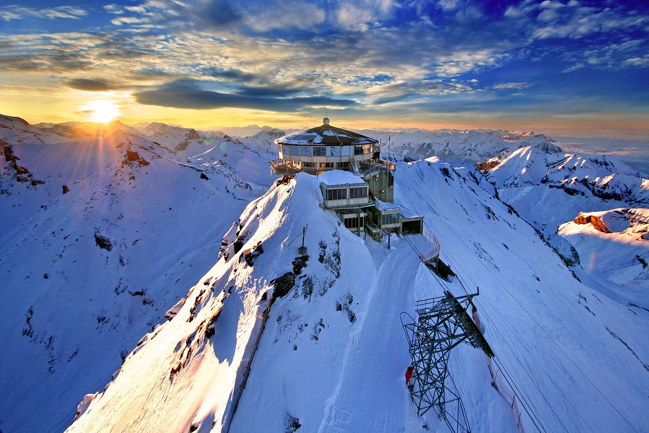 22. Swiss Alpine Tours with Hidden Resort Fees (image credits: pixabay)