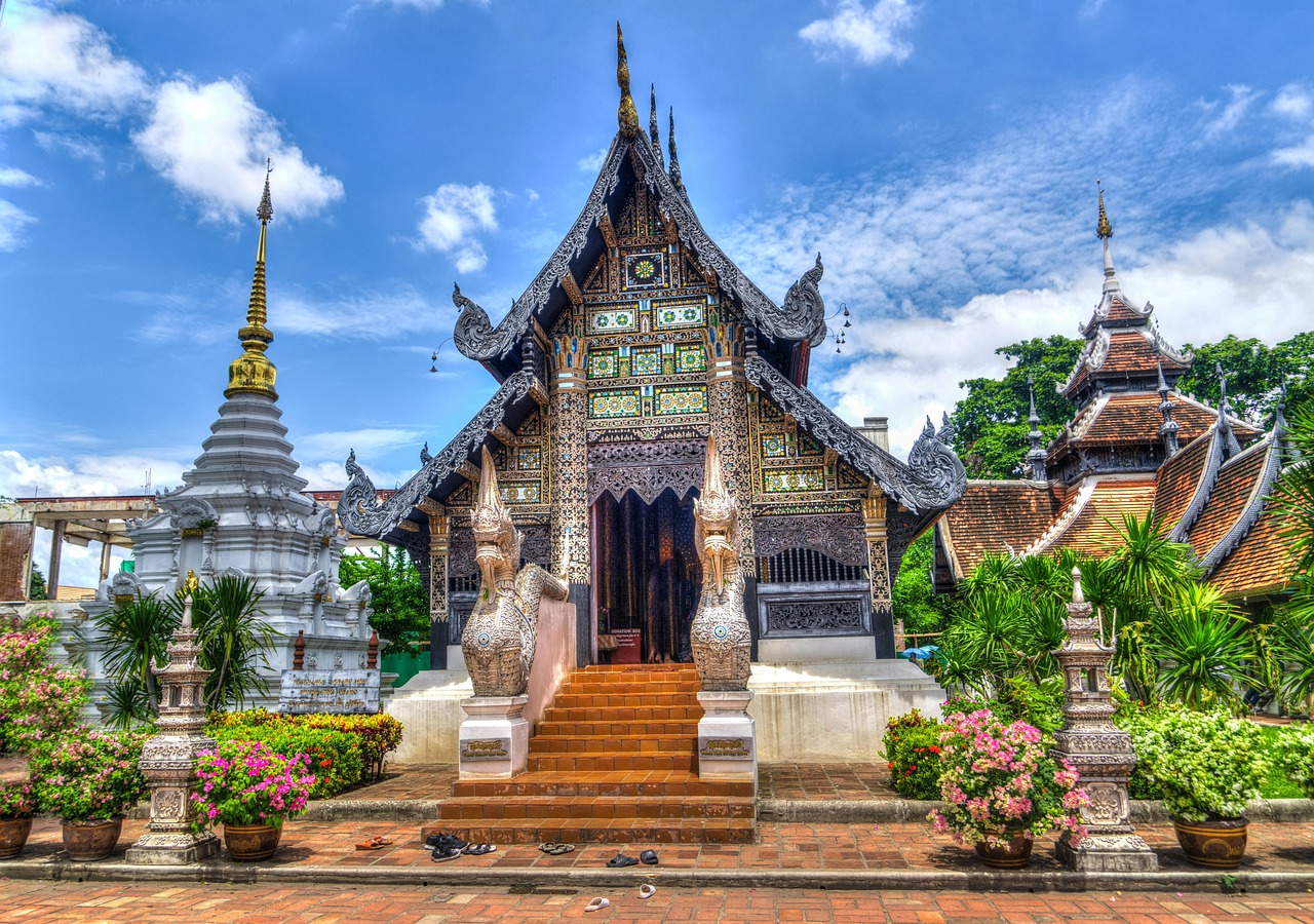 Thailand: The Land of Smiles (image credits: pixabay)
