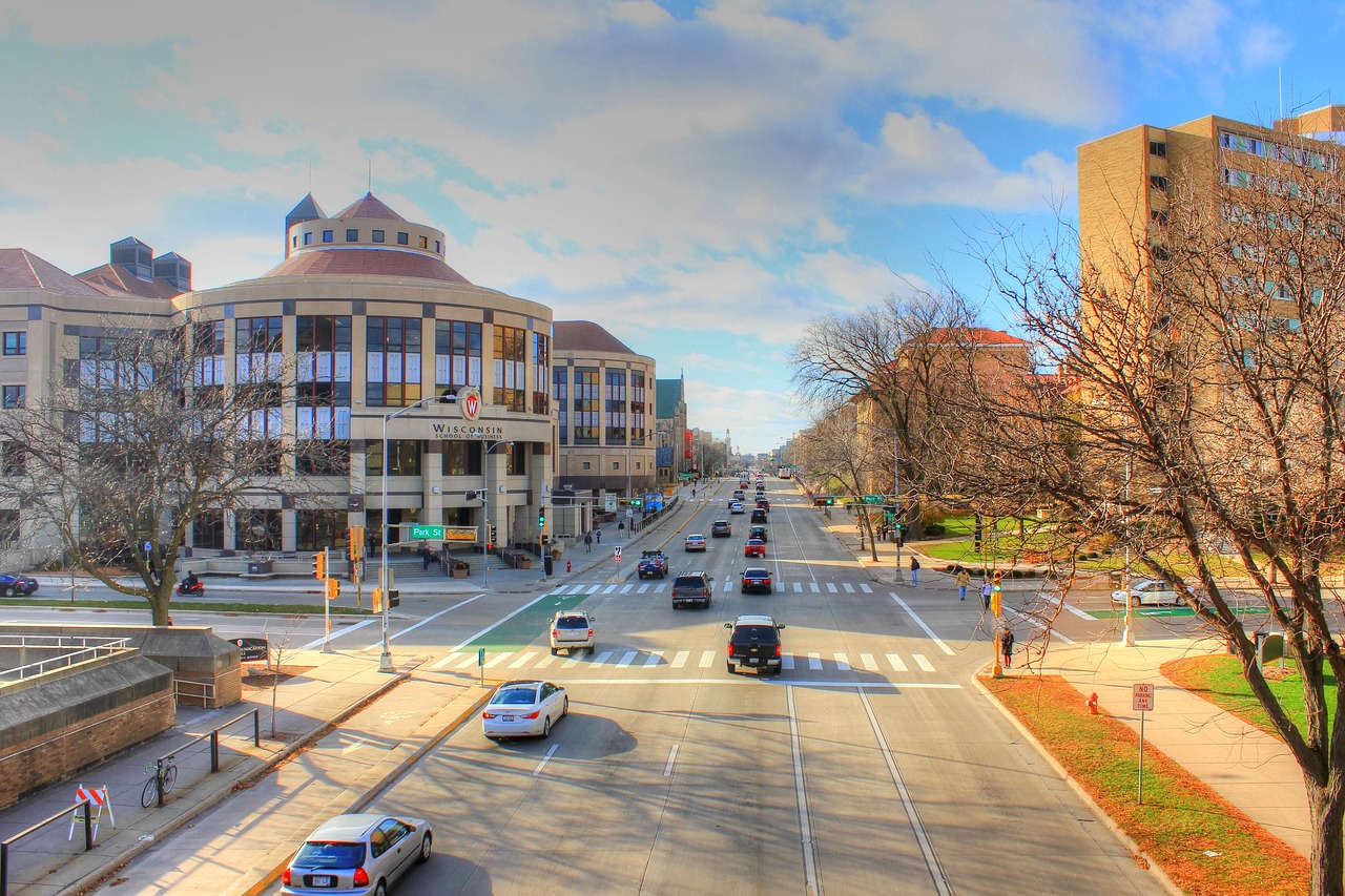 Madison, Wisconsin: Smart and Supportive (image credits: pixabay)
