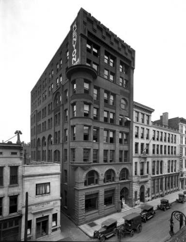 Louisville, Kentucky (image credits: wikimedia)