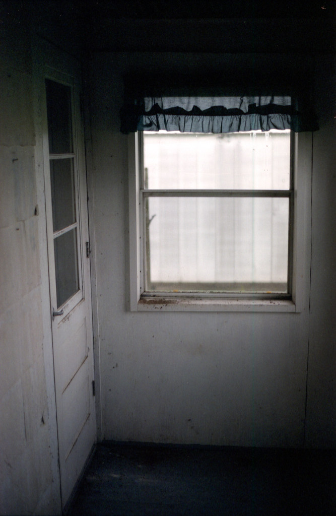 Window Screens (image credits: flickr)