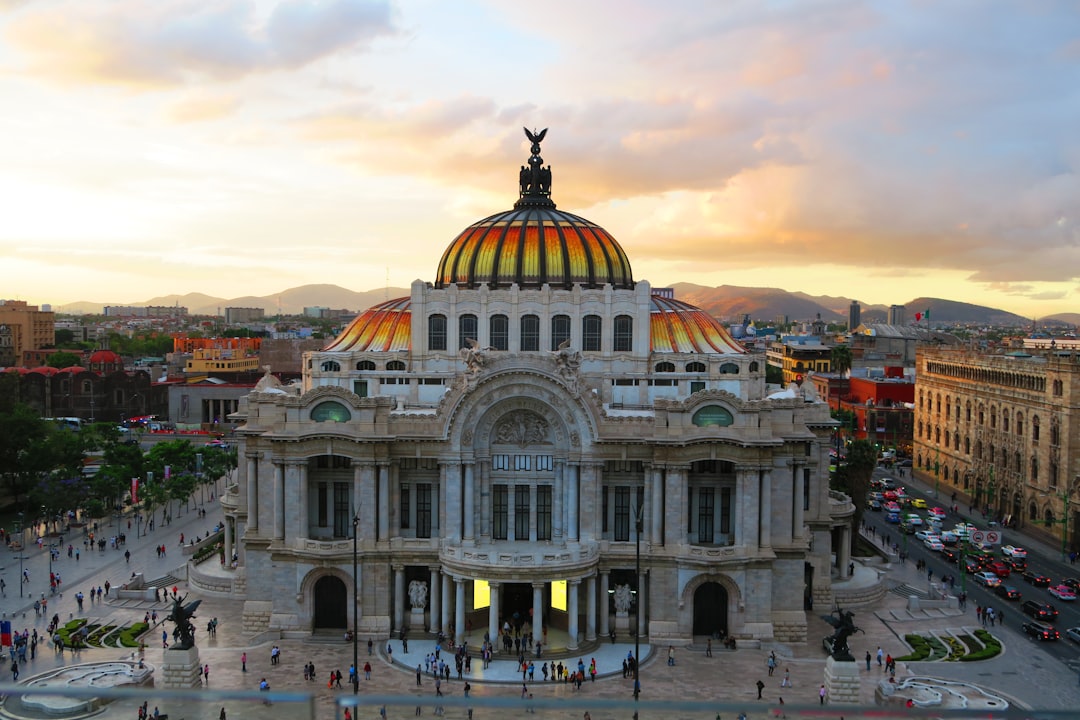 Mexico: A Trade Partner in Distress (image credits: unsplash)
