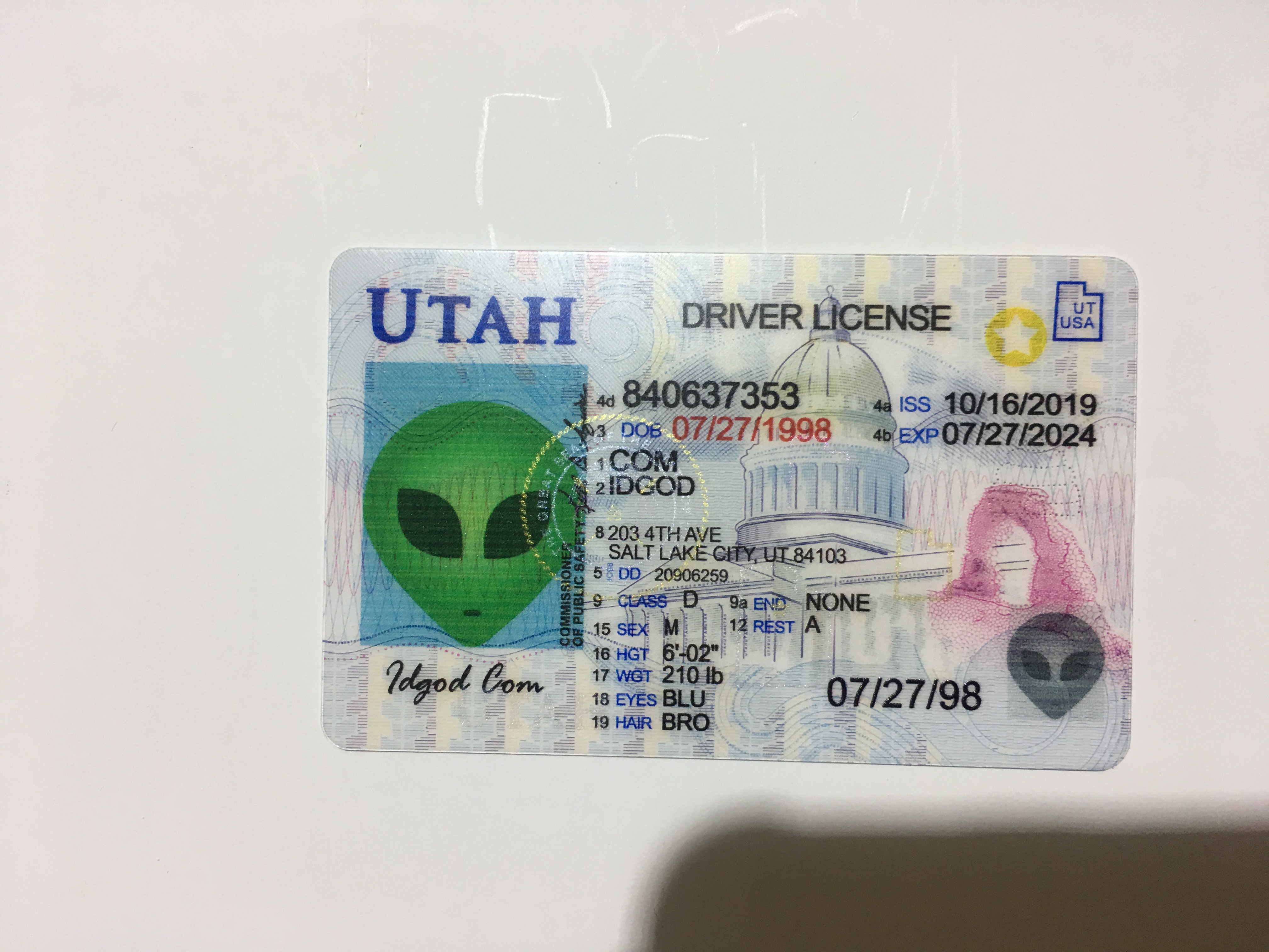 Using Fake Identities (image credits: wikimedia)