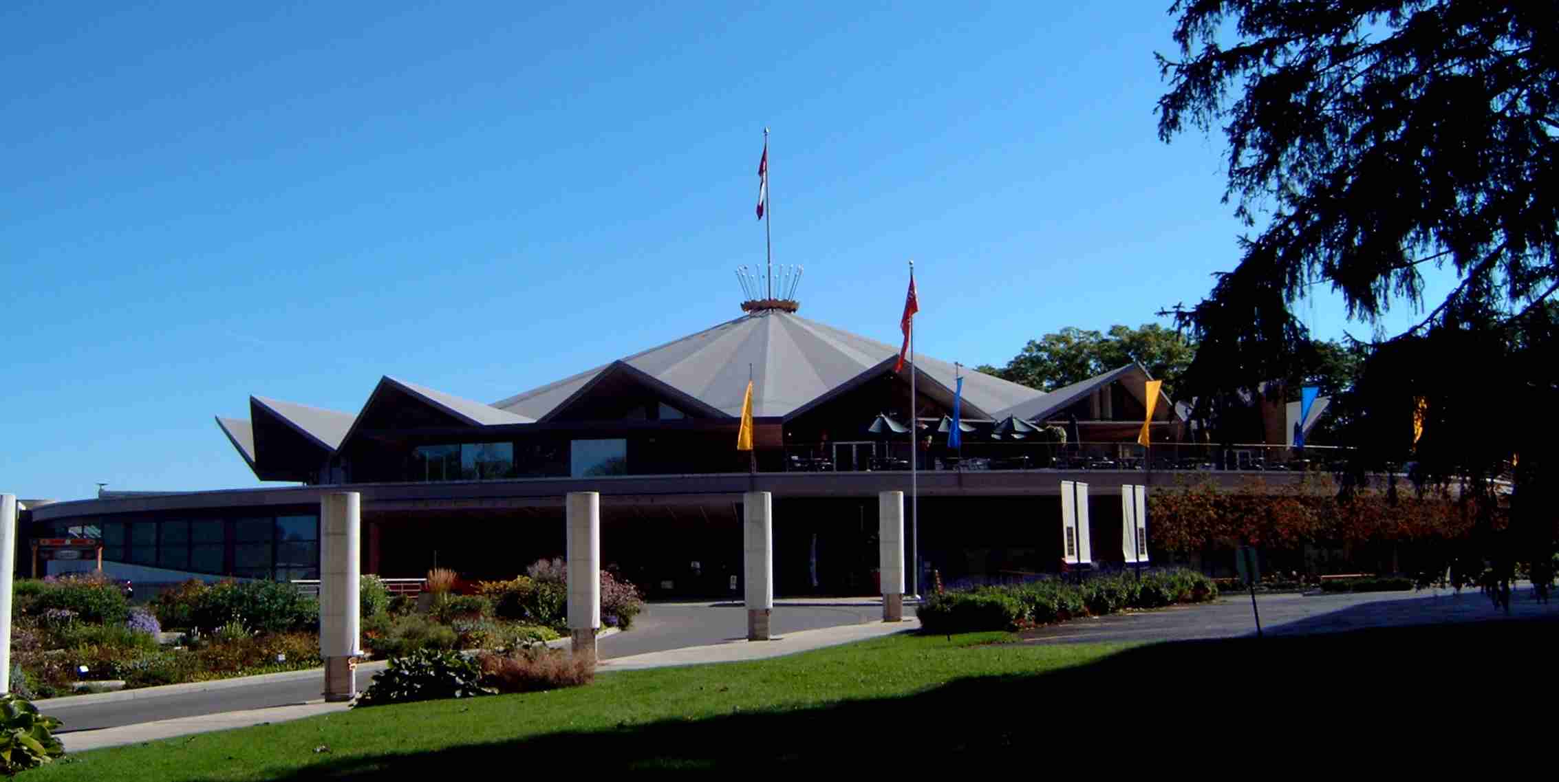 Stratford, Ontario: Festival Fame Brings Growing Pains (image credits: wikimedia)