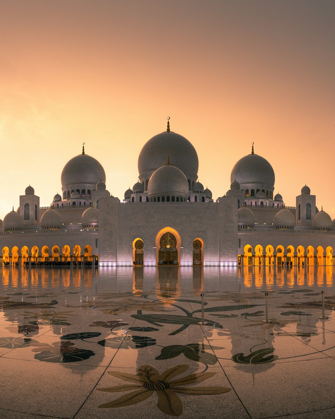 United Arab Emirates: The Sweltering Heat (image credits: unsplash)
