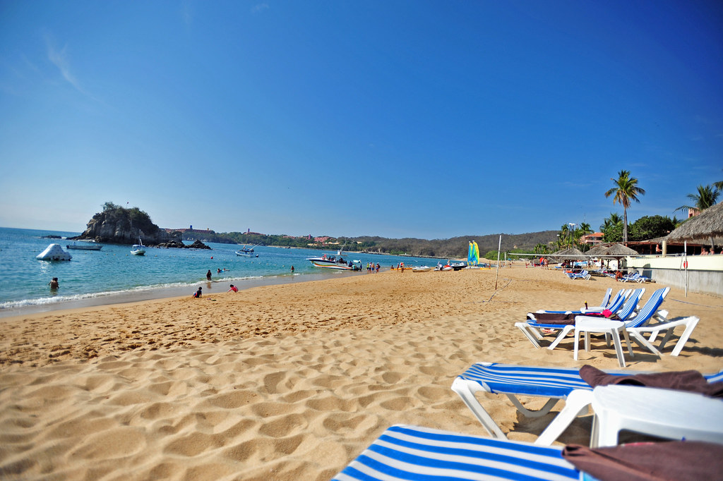 25. Huatulco, Oaxaca - The Underwhelming Paradise (image credits: flickr)