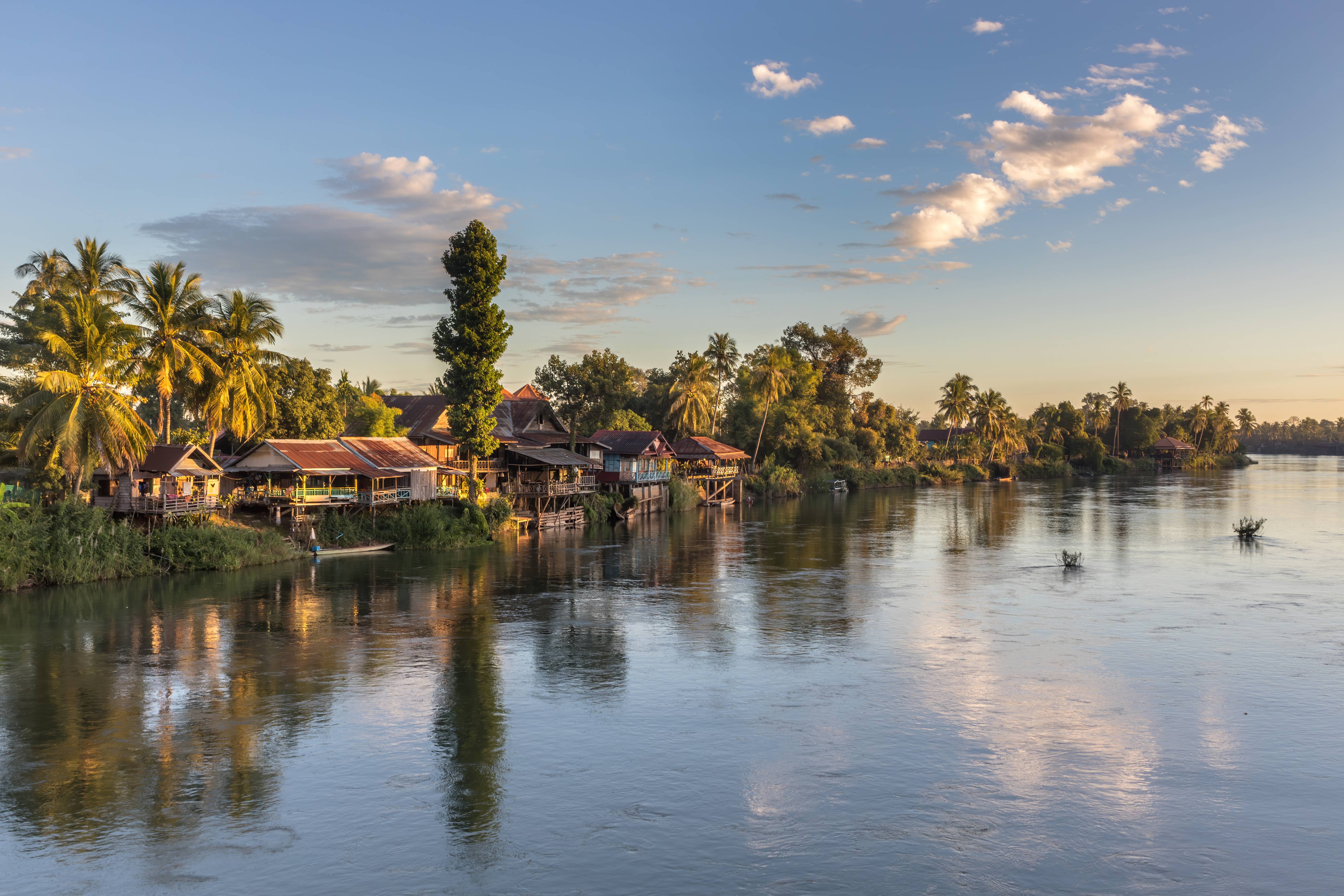 Laos Gentle Tempo and Timeless Traditions (image credits: wikimedia)
