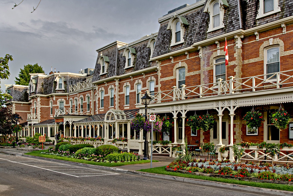 Niagara-on-the-Lake, Ontario: Charm Under Pressure (image credits: flickr)