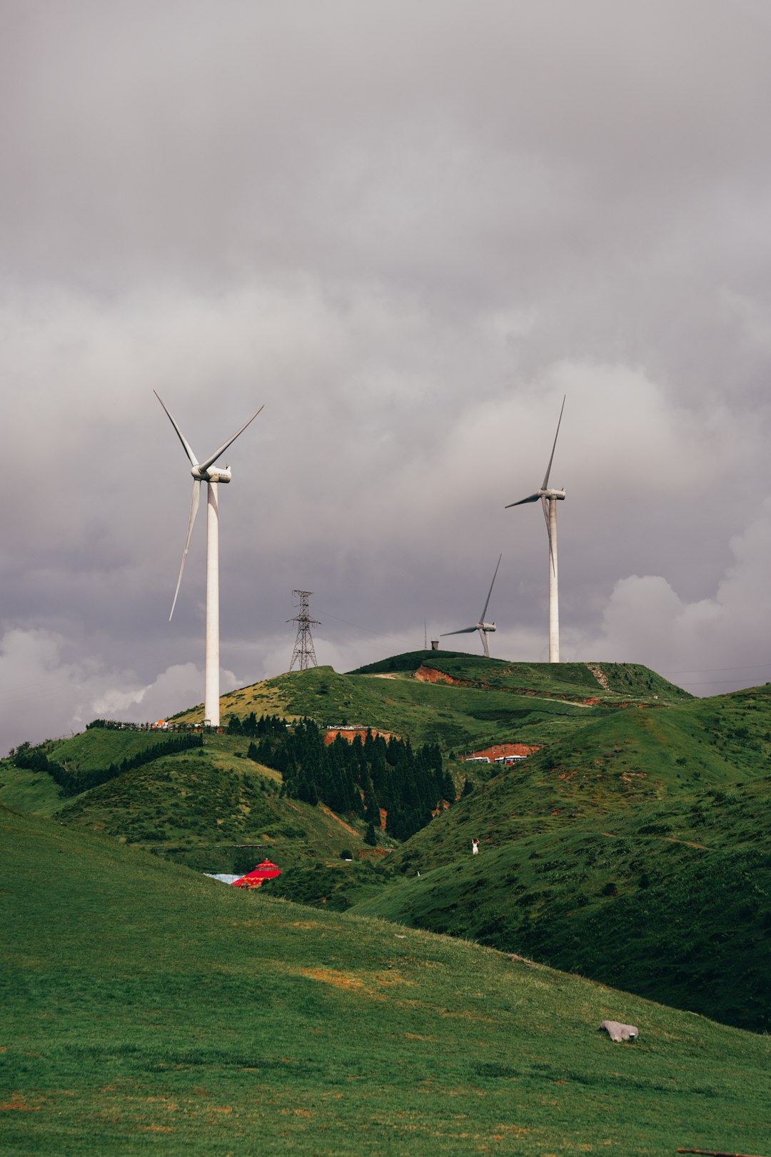 China: Balancing Growth with Green Goals (image credits: unsplash)