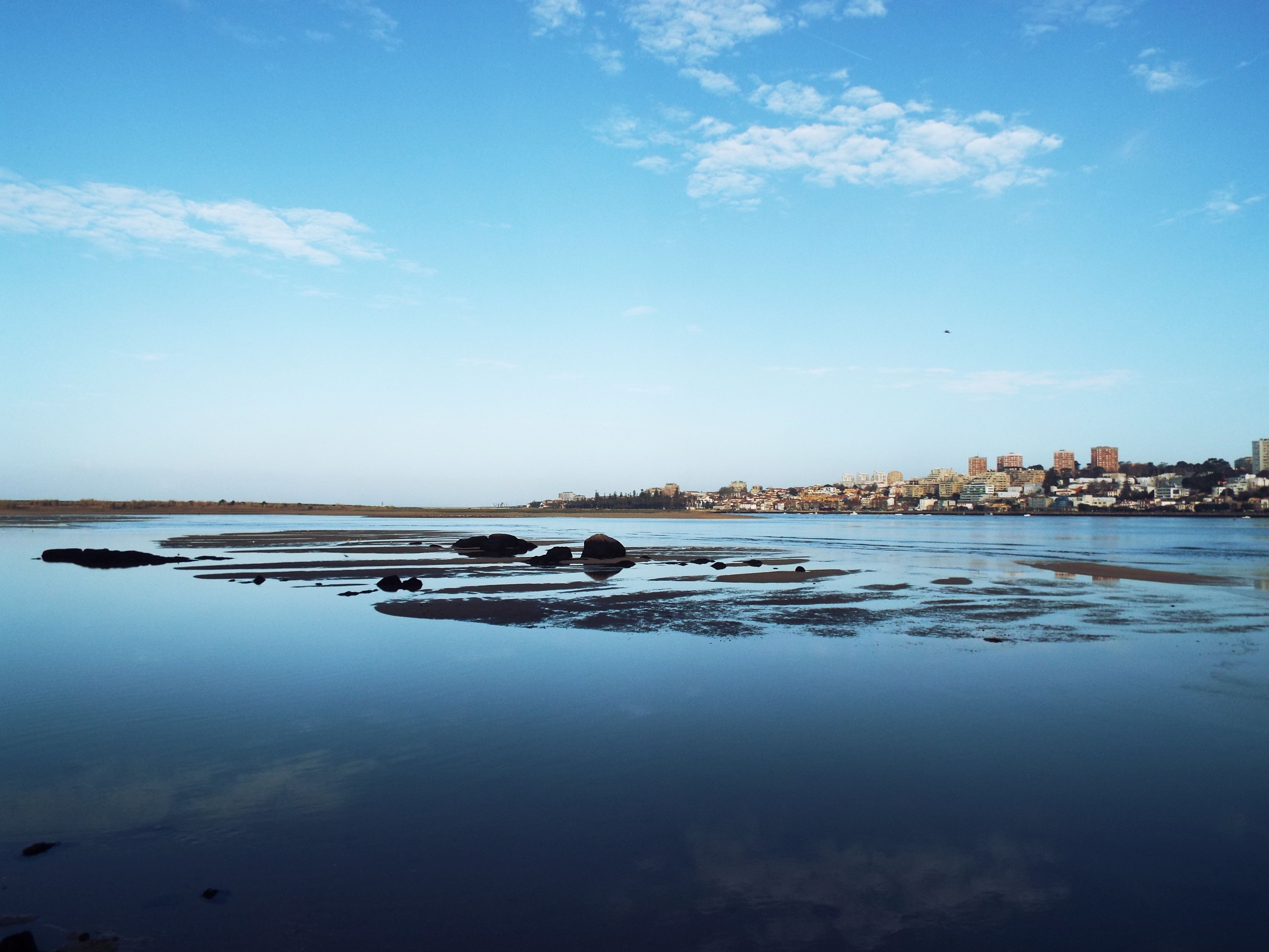 Portugal Coastal Charm and Slow Living (image credits: wikimedia)