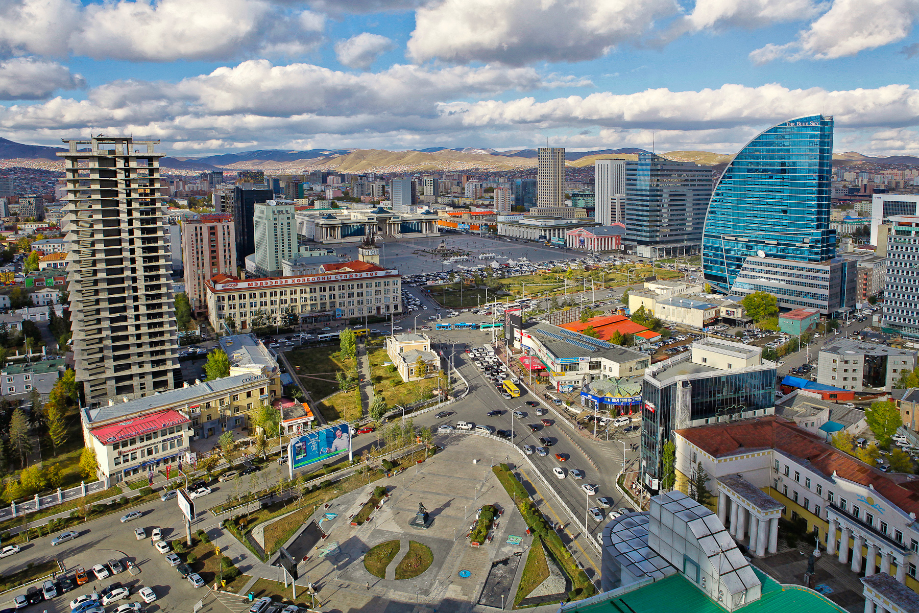Mongolia: Where the Steppe Swallows Footprints (image credits: wikimedia)