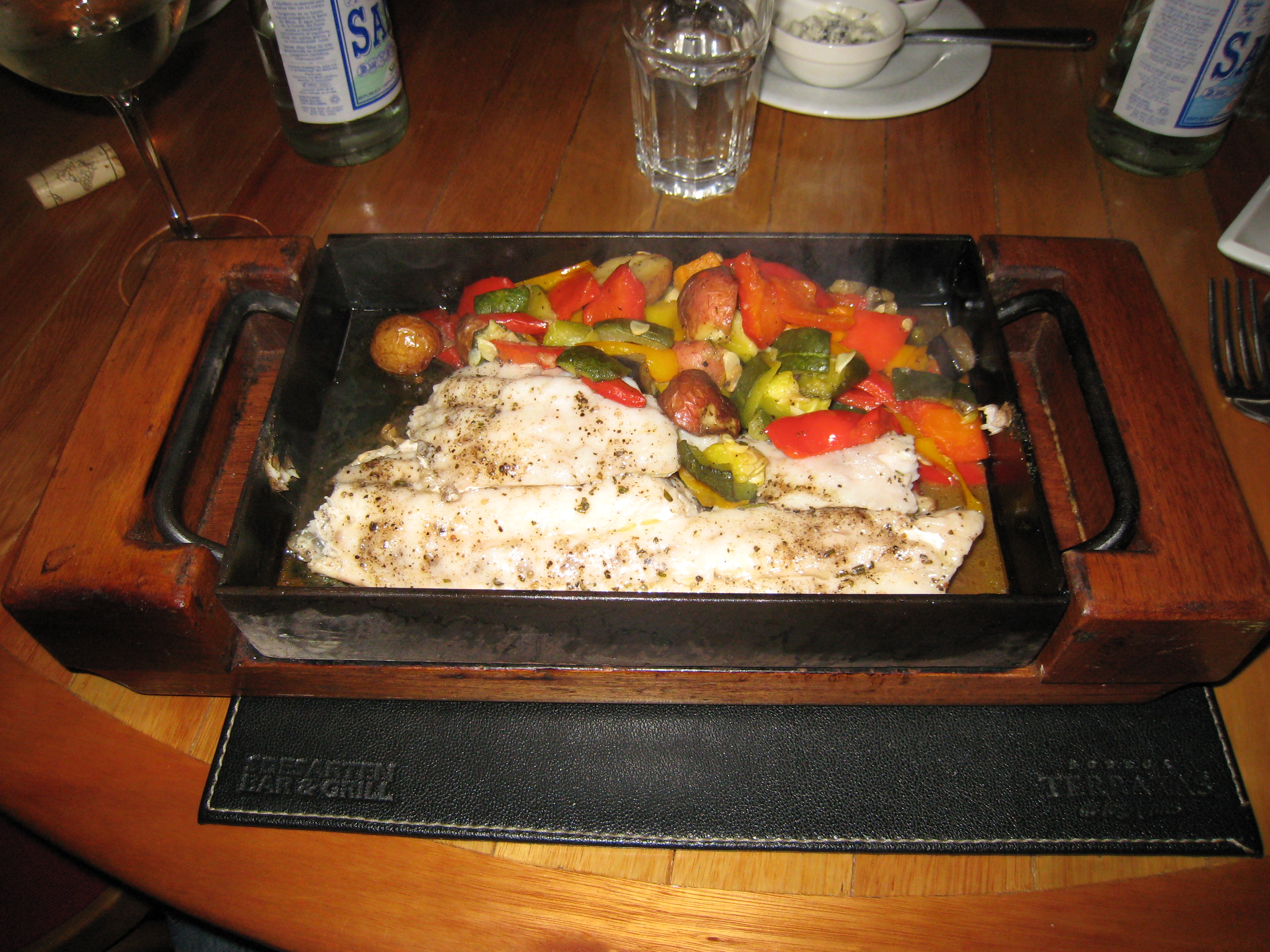 Savoring the Gastronomy of the Coast (image credits: wikimedia)