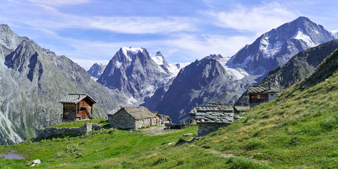 Switzerland Mountain Air and Peaceful Days (image credits: unsplash)
