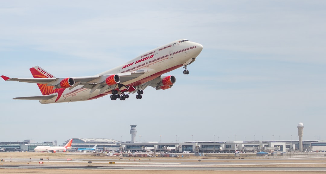 Seconds From Takeoff to Catastrophe (image credits: unsplash)