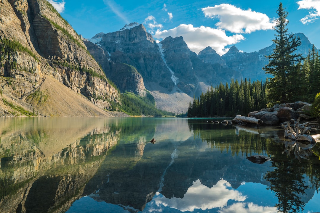 Canada: Natural Wonders (image credits: unsplash)