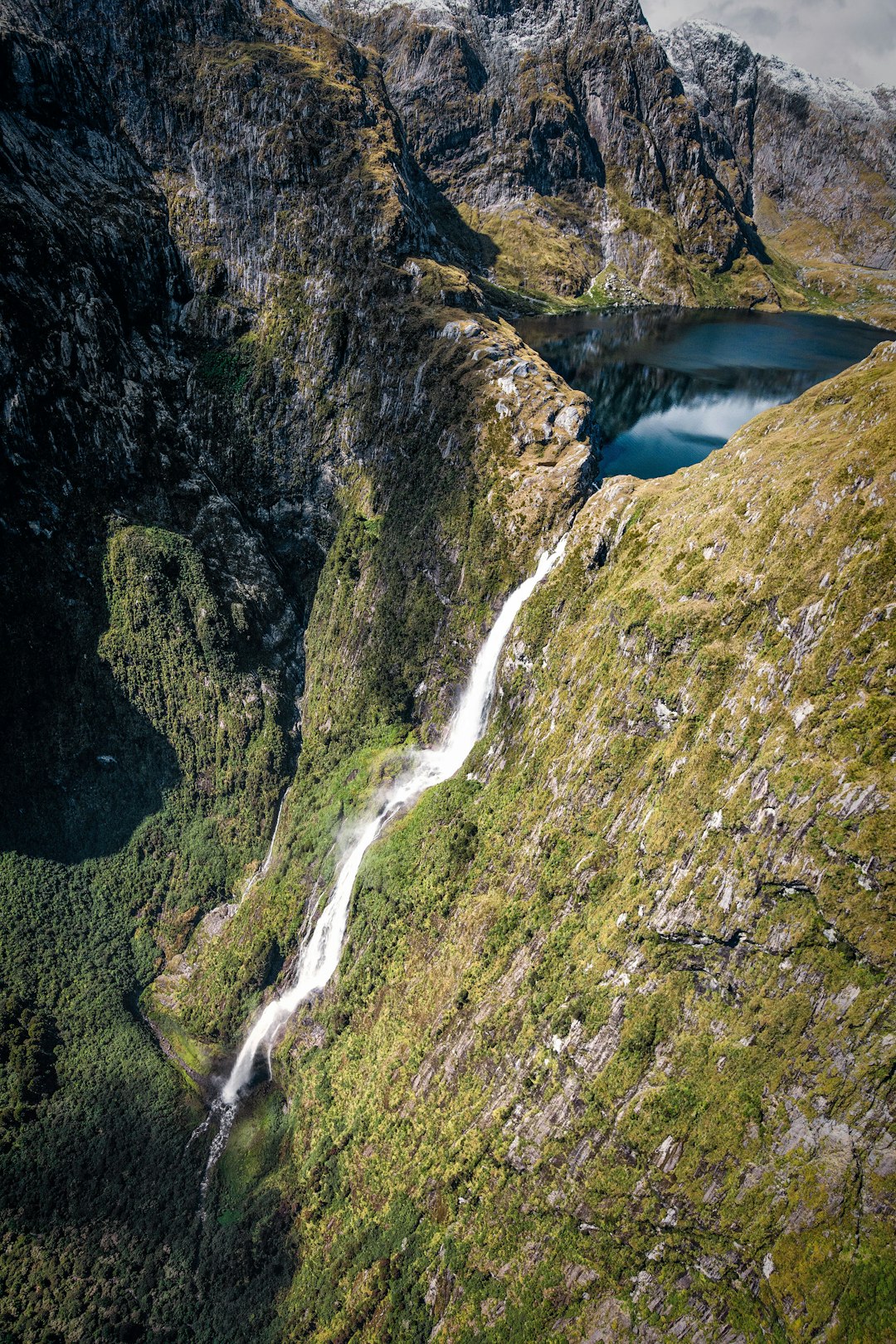 Sutherland Falls, New Zealand (image credits: unsplash)