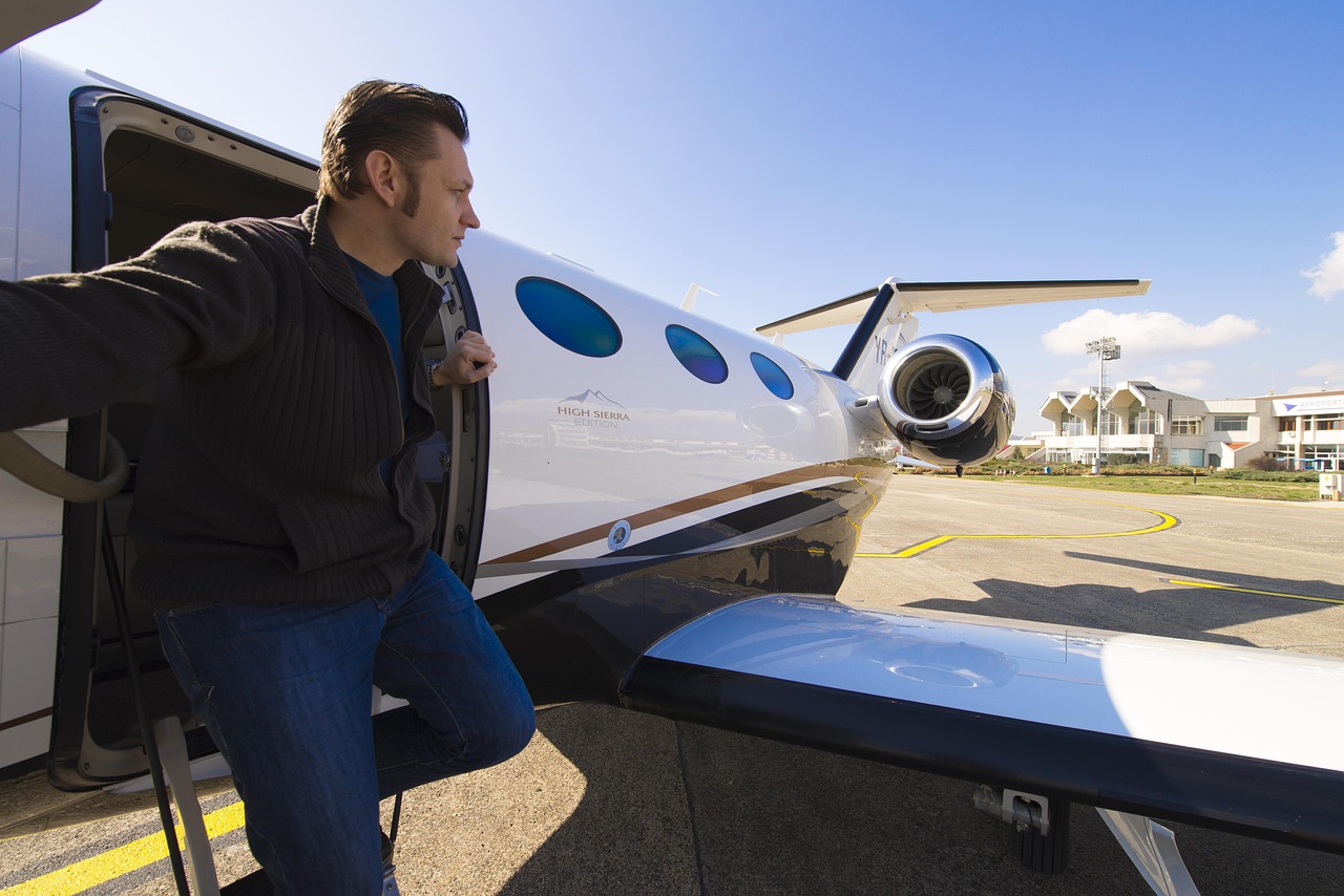 5. Charter Flight Deposit Scams (image credits: pixabay)