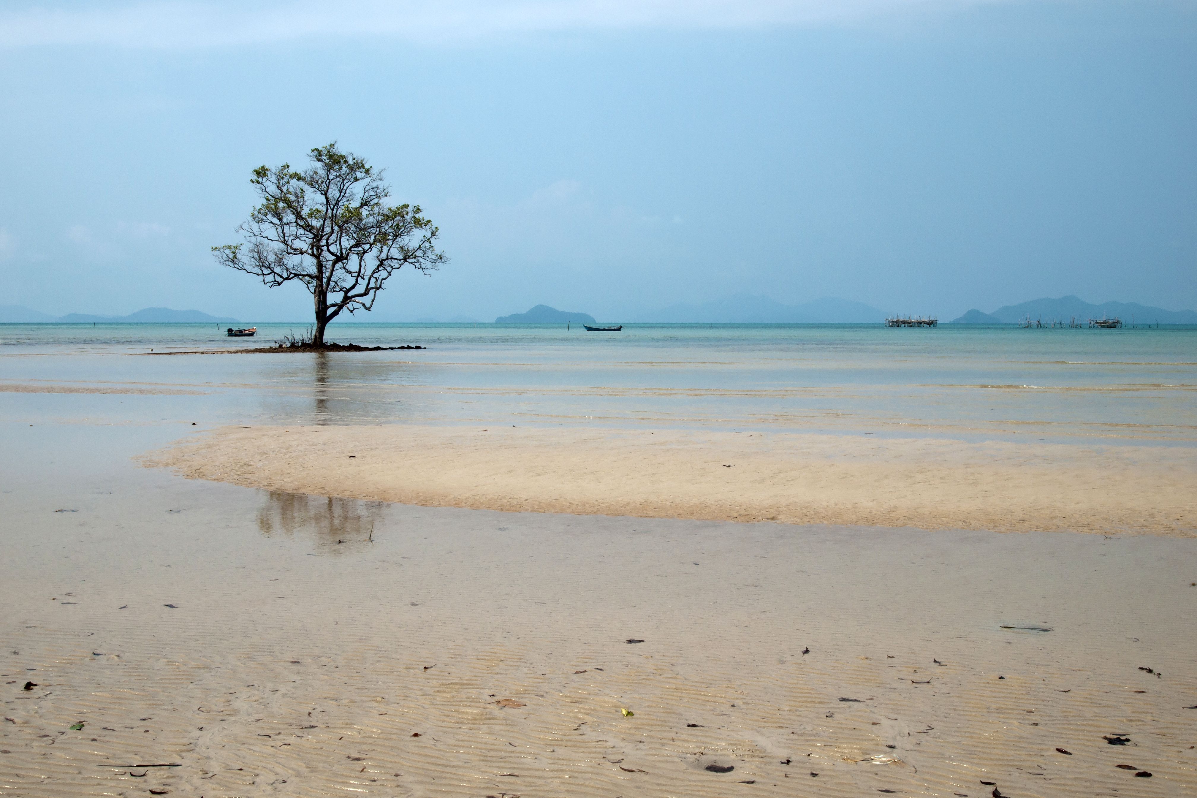 Thailand Islands in Retreat (image credits: wikimedia)