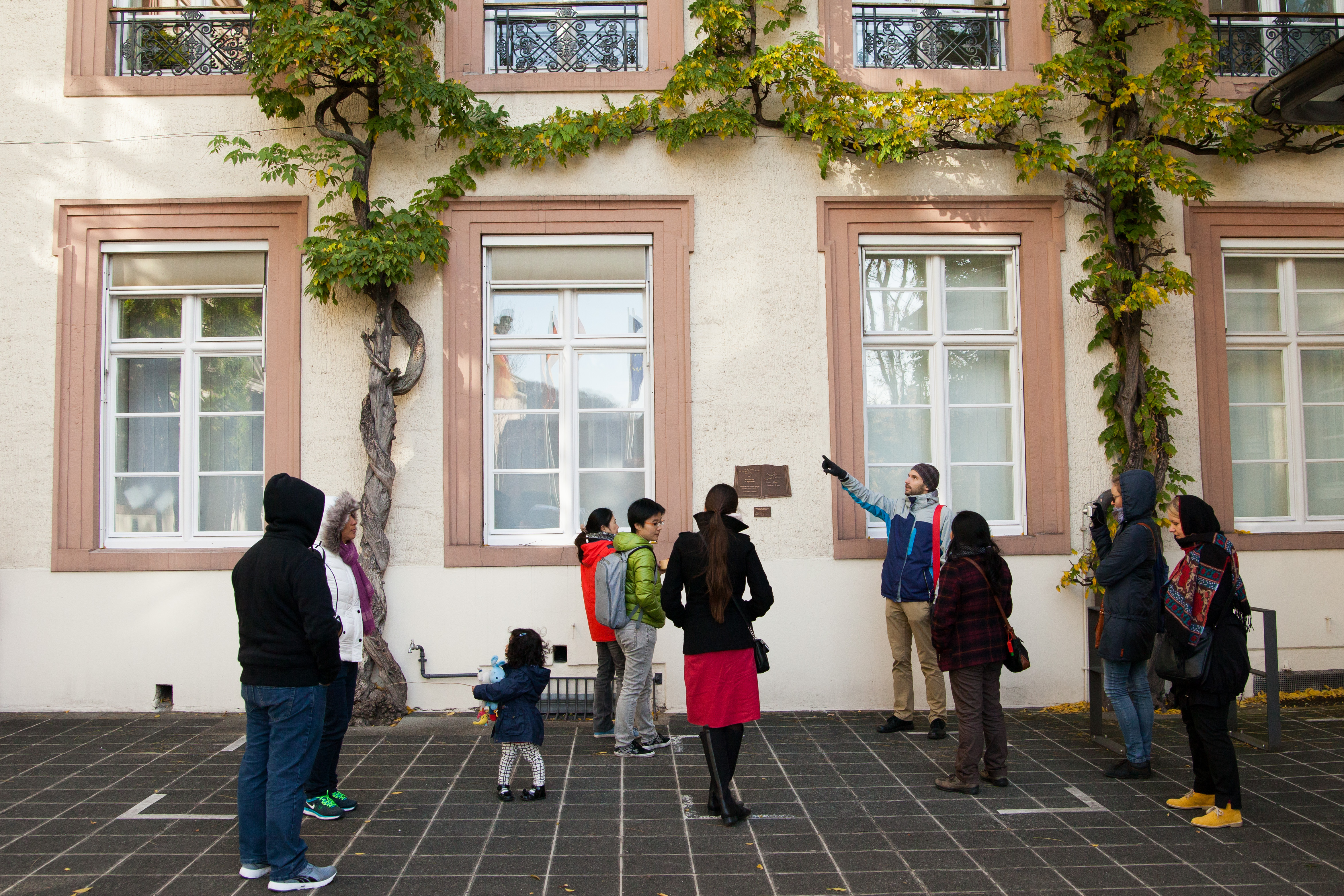 Free Activities: Exploring Without Spending (image credits: wikimedia)
