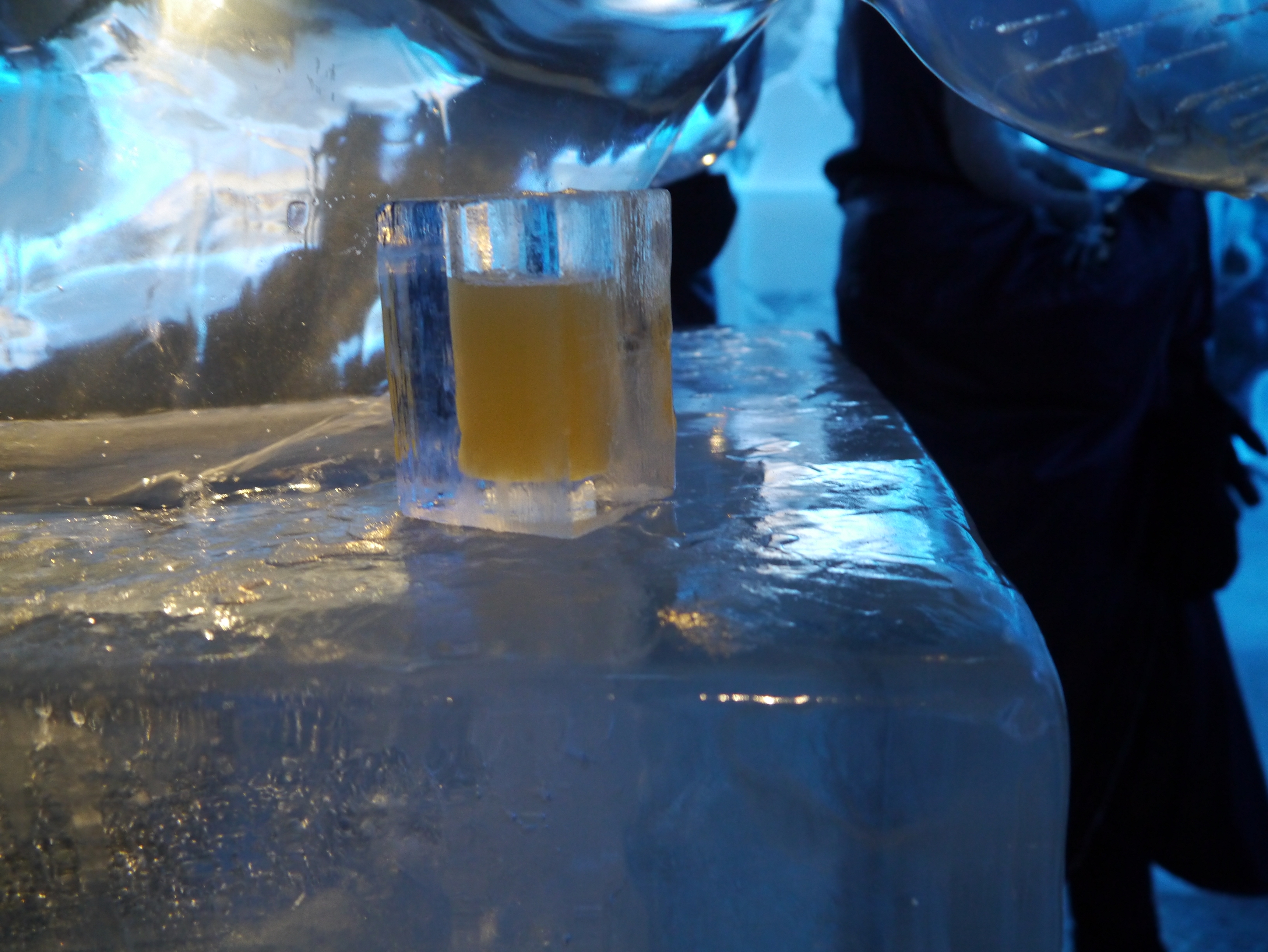 Icebar by ICEHOTEL, Sweden (image credits: wikimedia)
