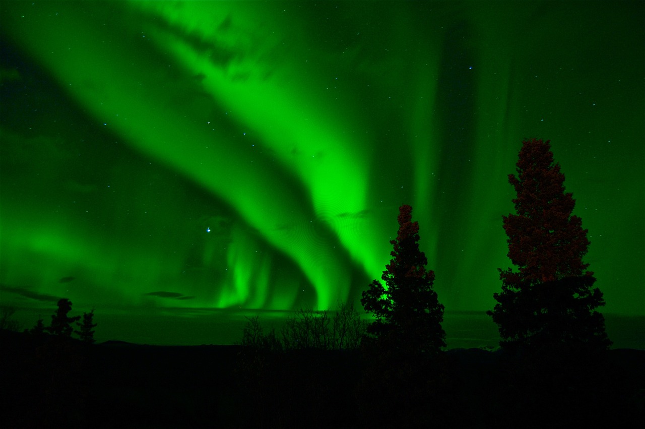 Hokkaido, Japan: Subtle Lights and Hot Springs (image credits: pixabay)