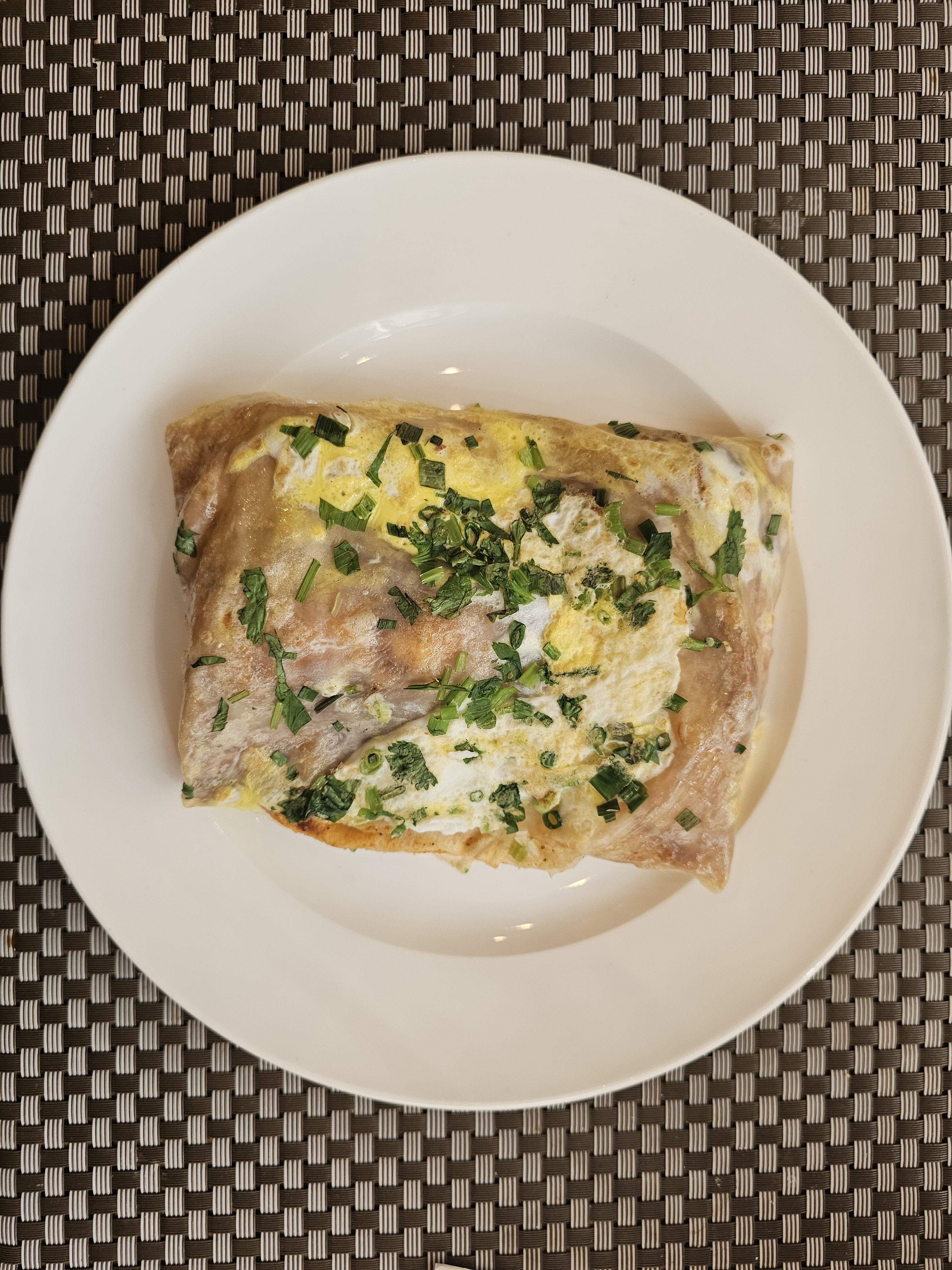 Jianbing: The Crown Jewel of China's Street Food (image credits: wikimedia)