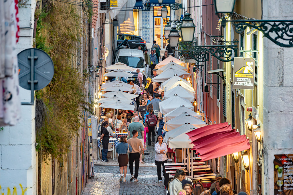 Lisbon, Portugal: A Welcoming Haven for Expats (image credits: flickr)
