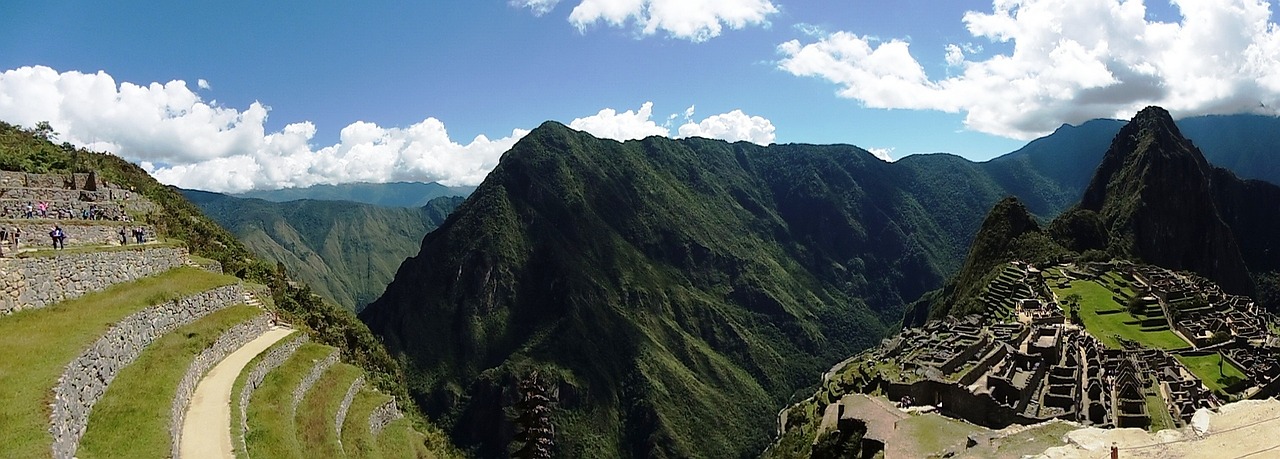 Machu Picchu, Peru: Balancing Access and Preservation (image credits: pixabay)