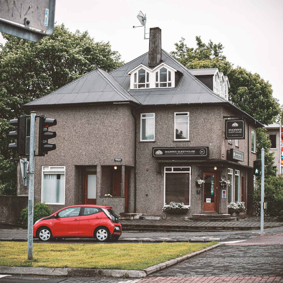 Lower Costs (image credits: unsplash)