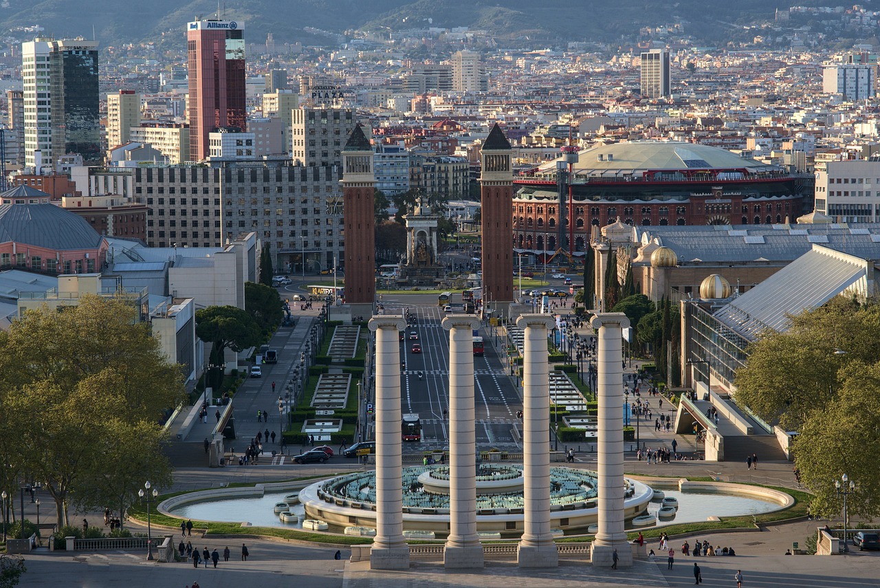 Barcelona, Spain (image credits: pixabay)