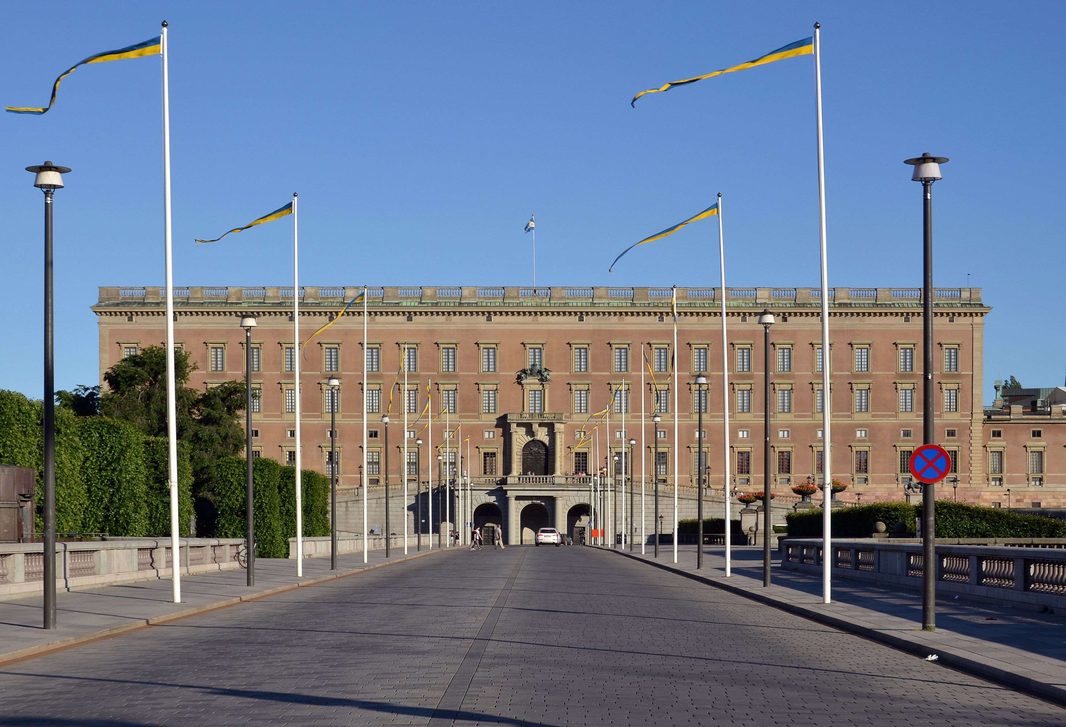 High Levels of Trust in Government (image credits: wikimedia)