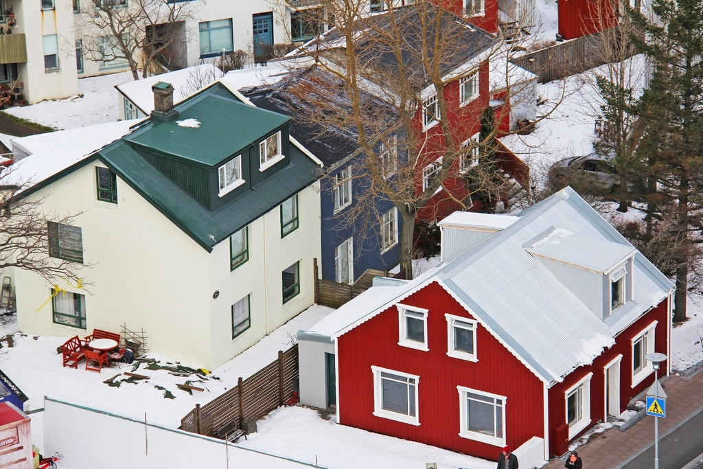 Iceland: The Epitome of Safety (image credits: rawpixel)