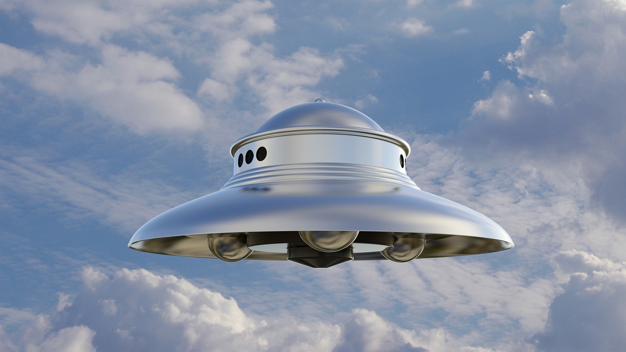 The Allure of UFO Accommodations (image credits: pixabay)