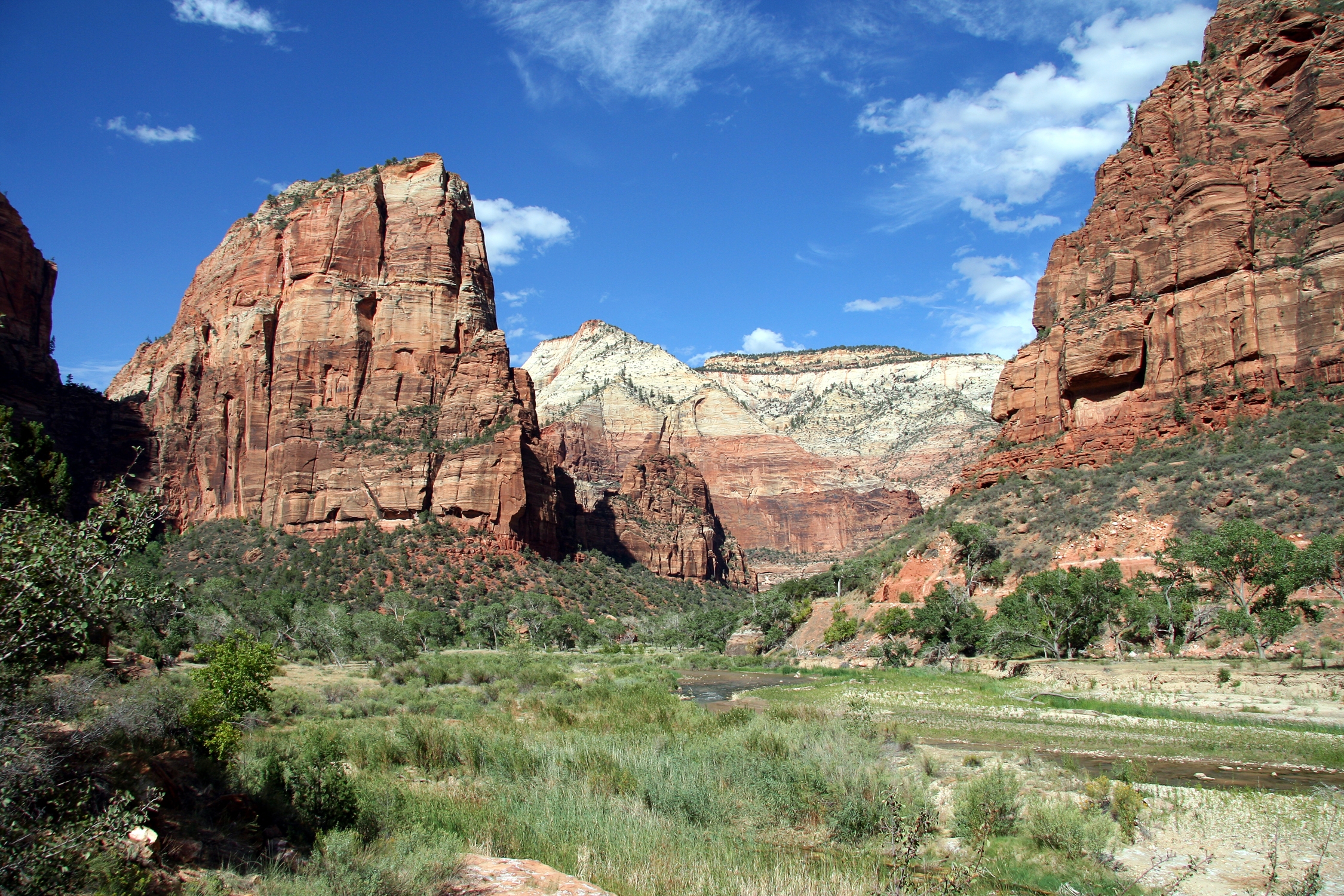 Zion Red Rocks and Heavenly Heights (image credits: wikimedia)
