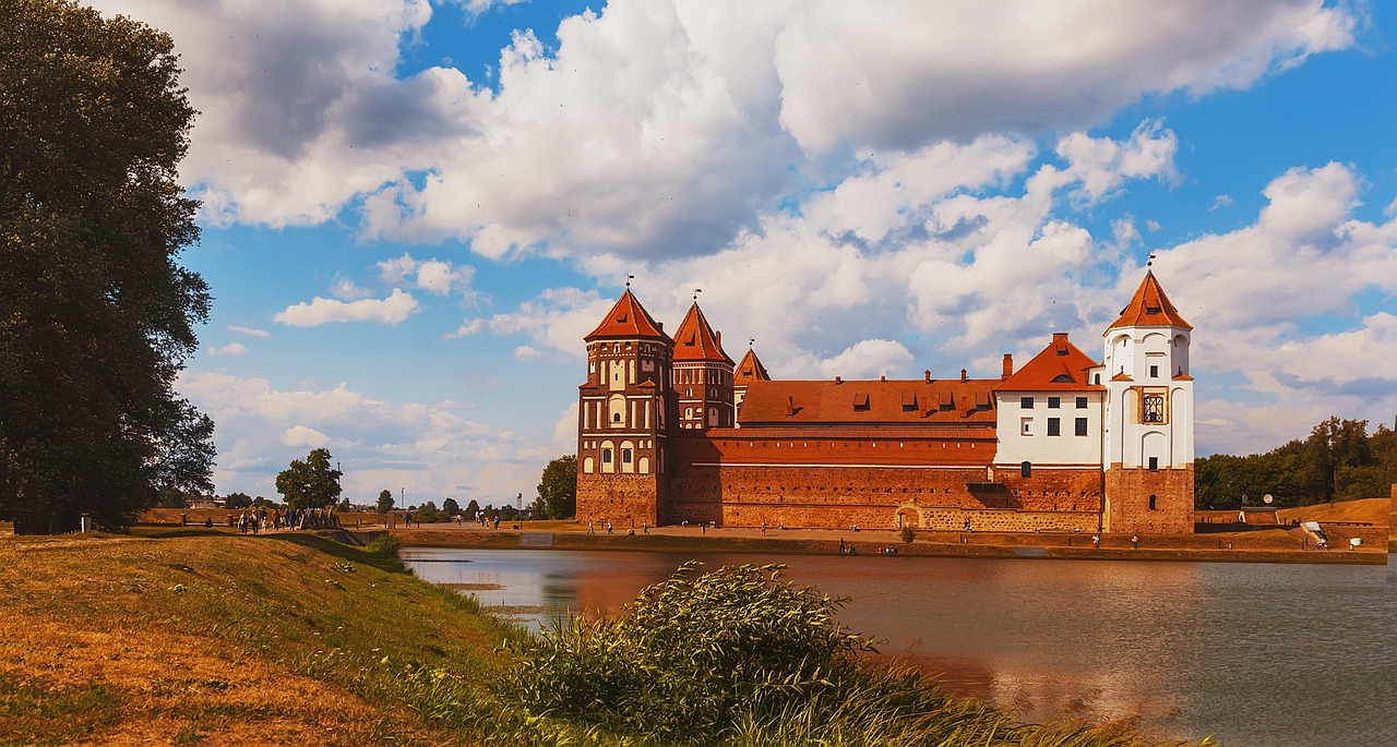 Belarus: A Challenging Travel Landscape (image credits: pixabay)
