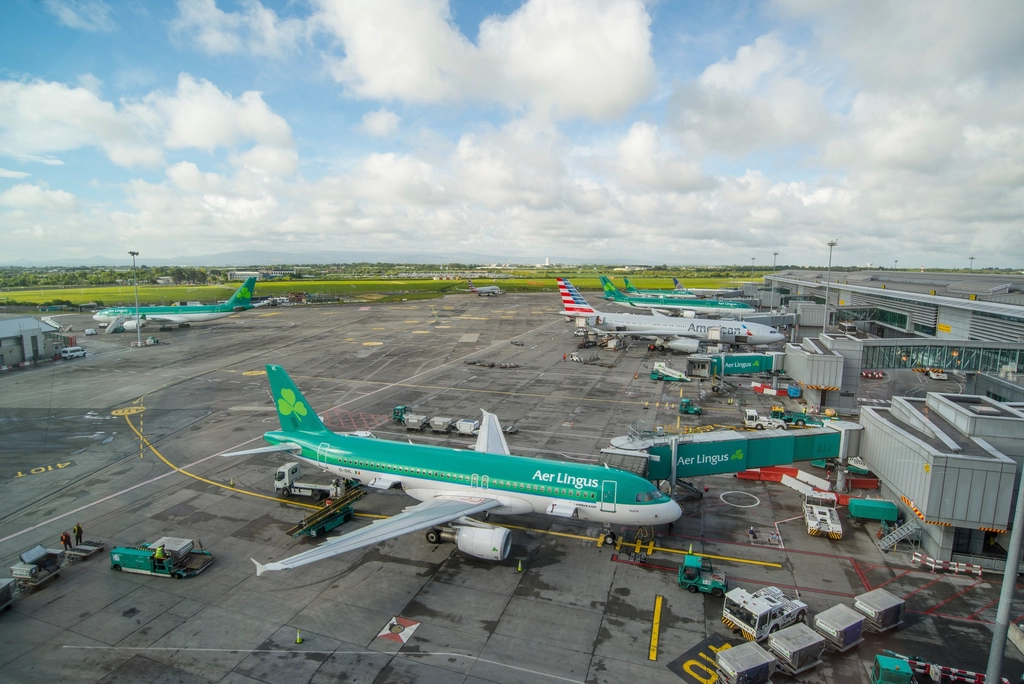 Ireland Updates Guidance on Gender Requirements (image credits: rawpixel)