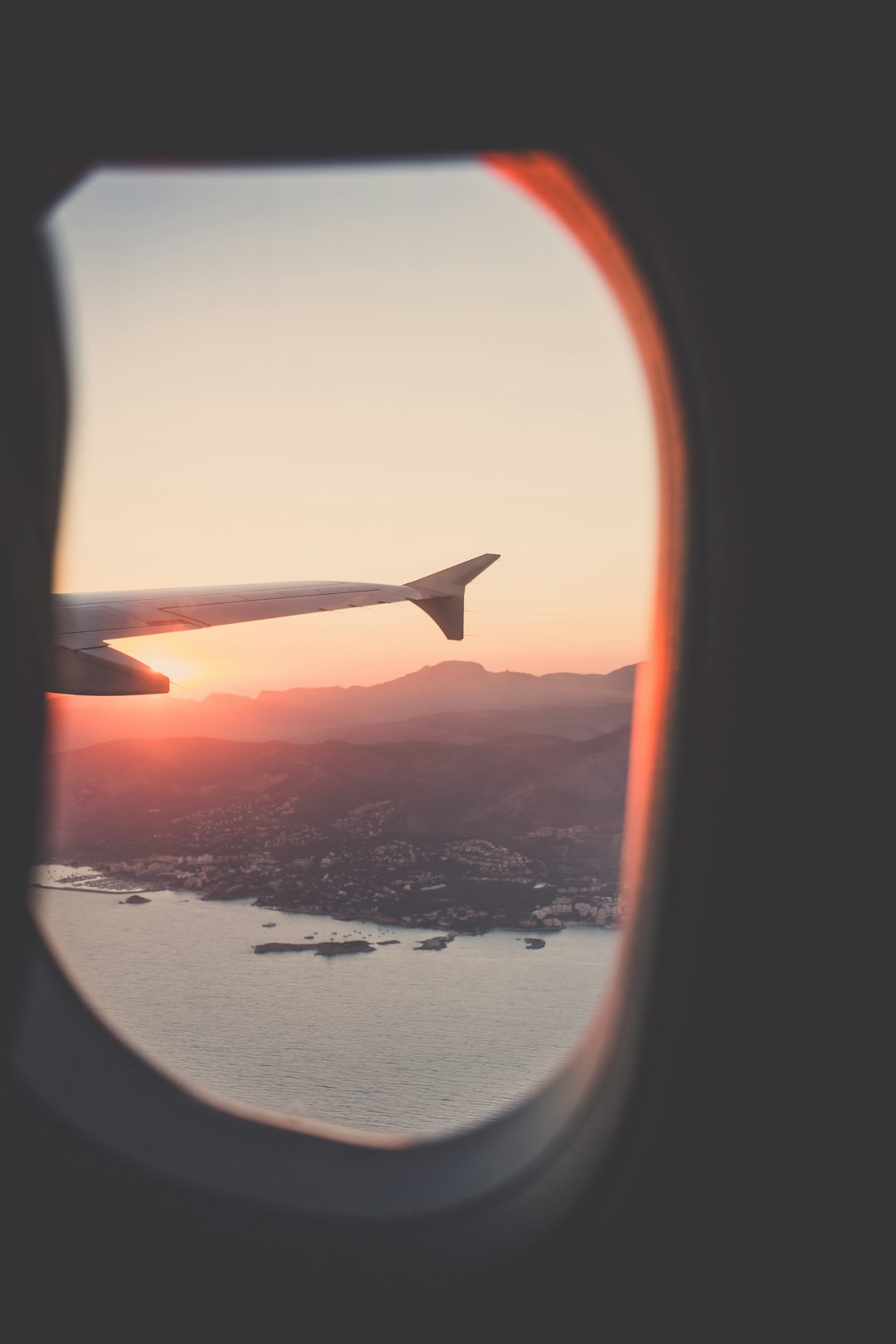 The Future of Air Travel Over Conflict Zones (image credits: unsplash)