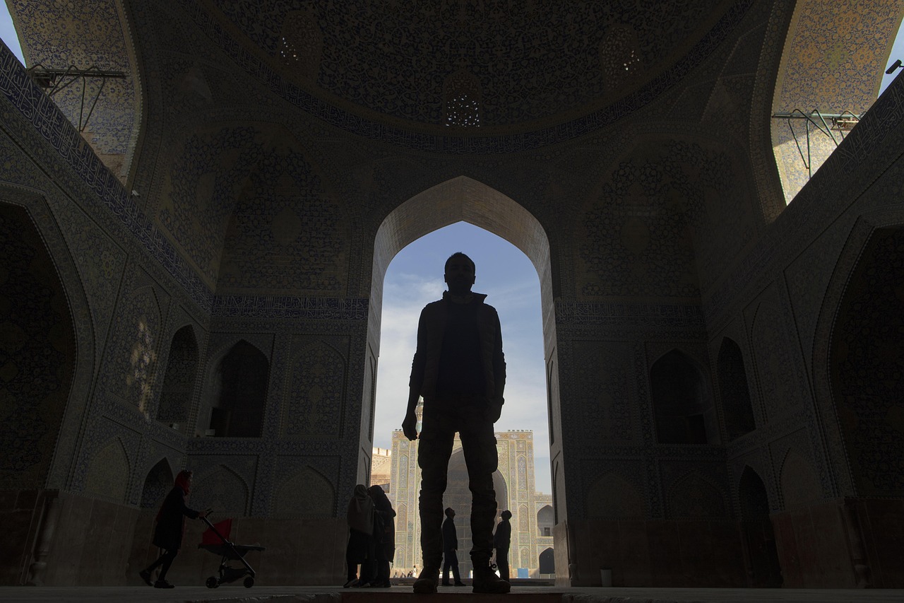 Iran: Sanctions and Shattered Expectations (image credits: pixabay)