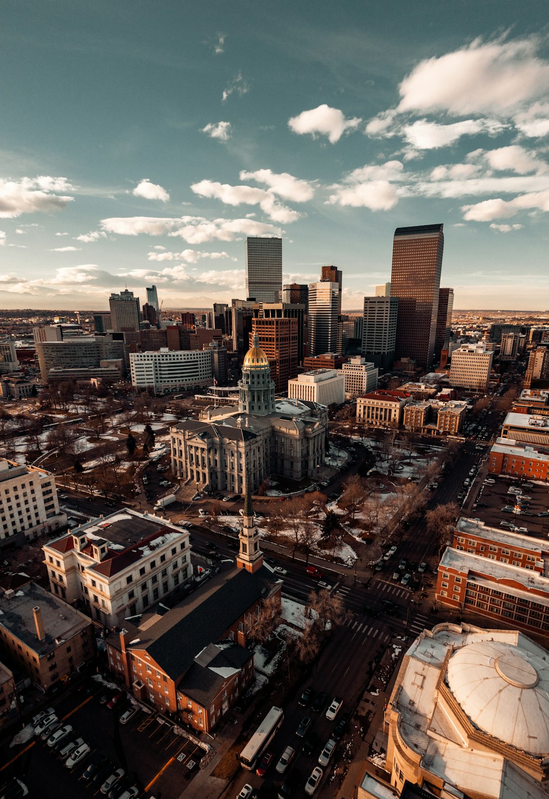 Colorado: Mile High on the Move (image credits: unsplash)