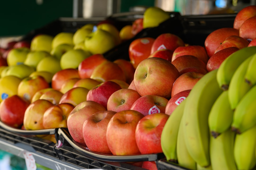 Seasonal Eating Is the Real Secret (image credits: unsplash)