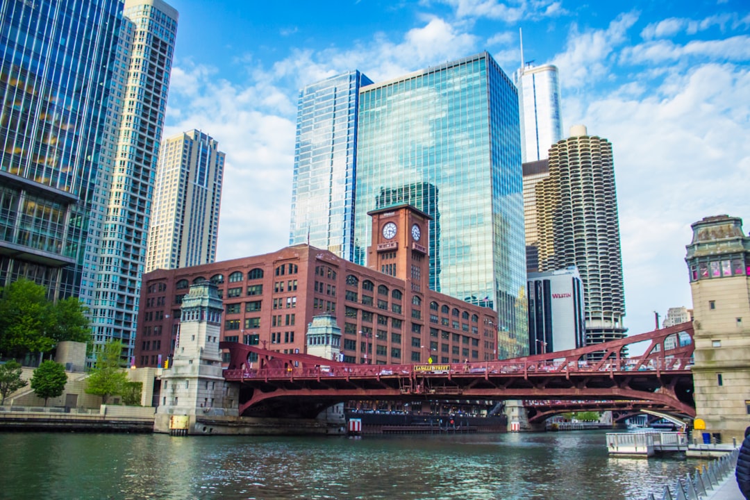 8. Chicago, Illinois: Riverwalk Expansion and Culinary Innovation (image credits: unsplash)
